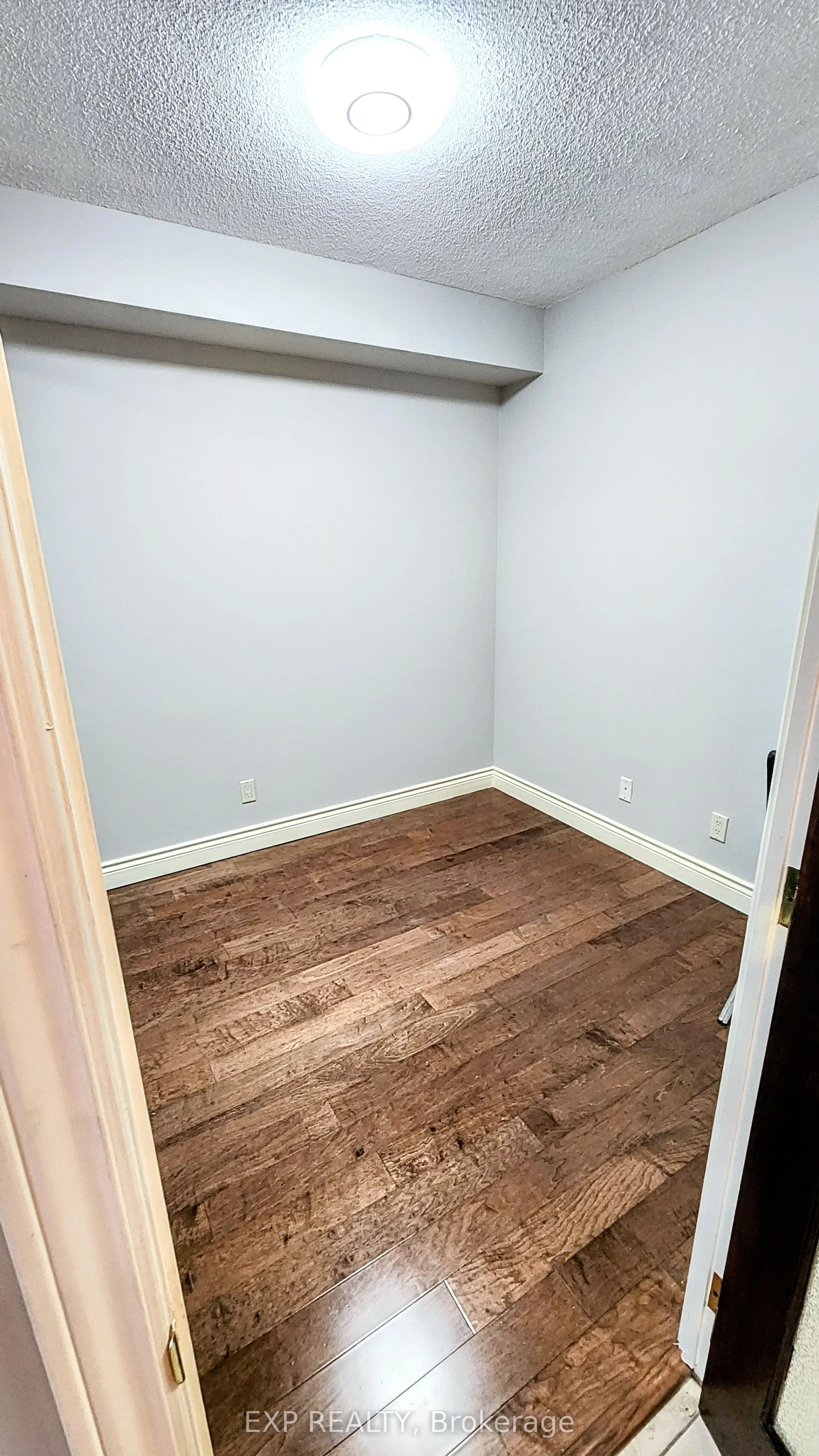 88 Promenade Circle, #1007