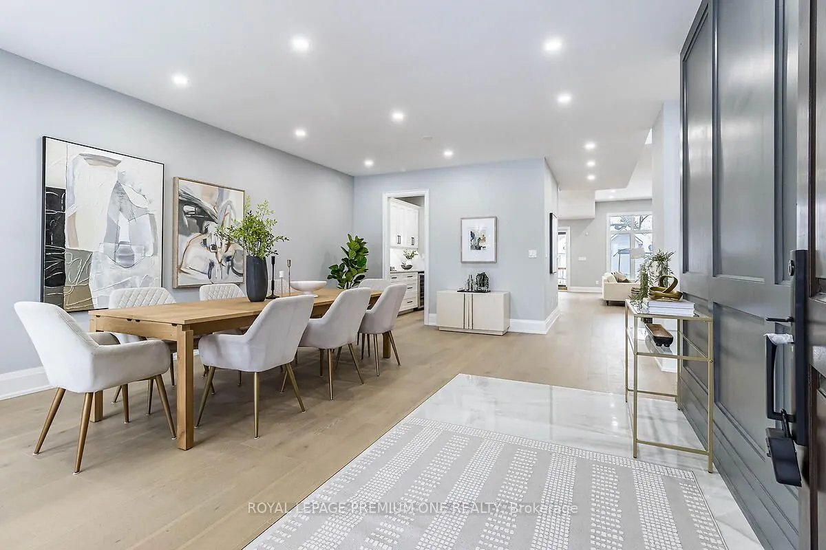 225 Sunnybrae Avenue