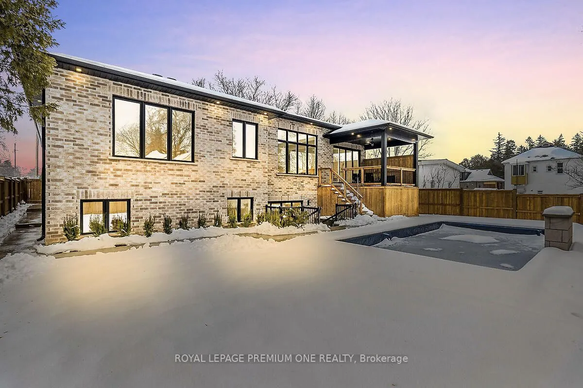 225 Sunnybrae Avenue