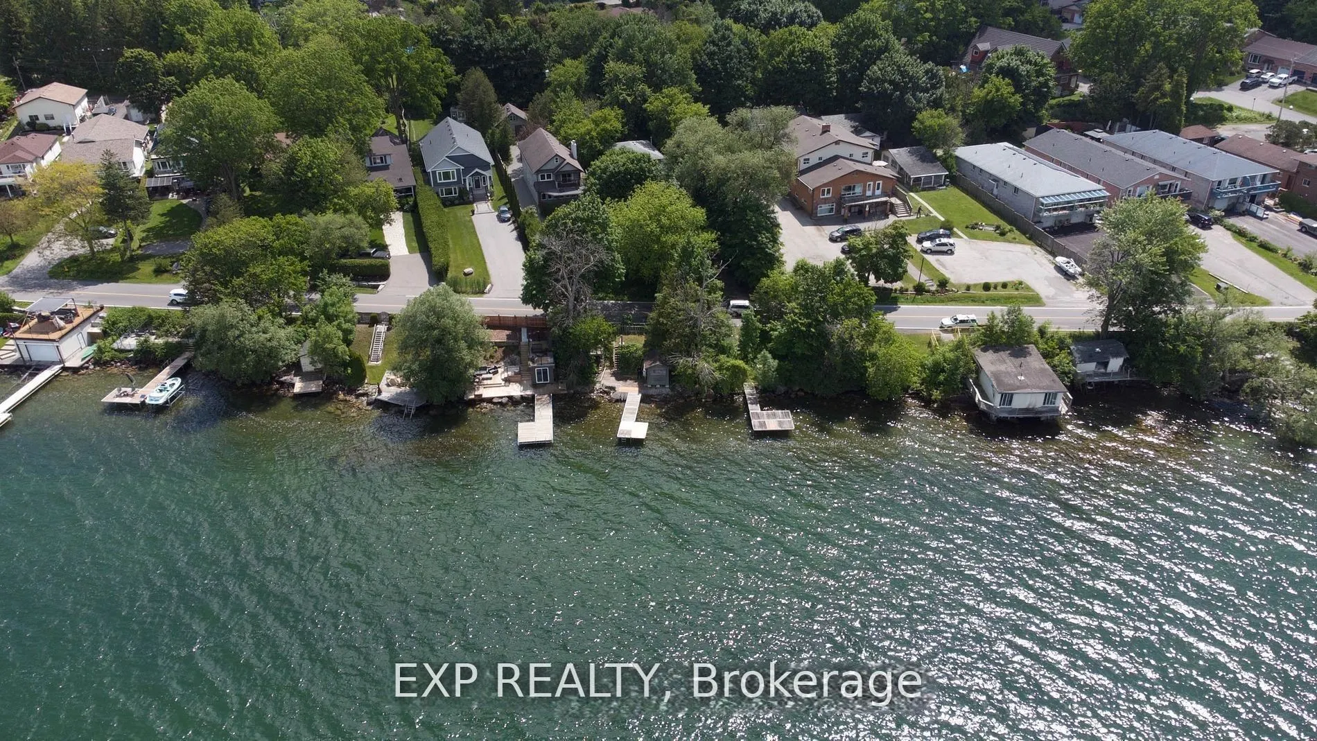 127 Lake Drive N