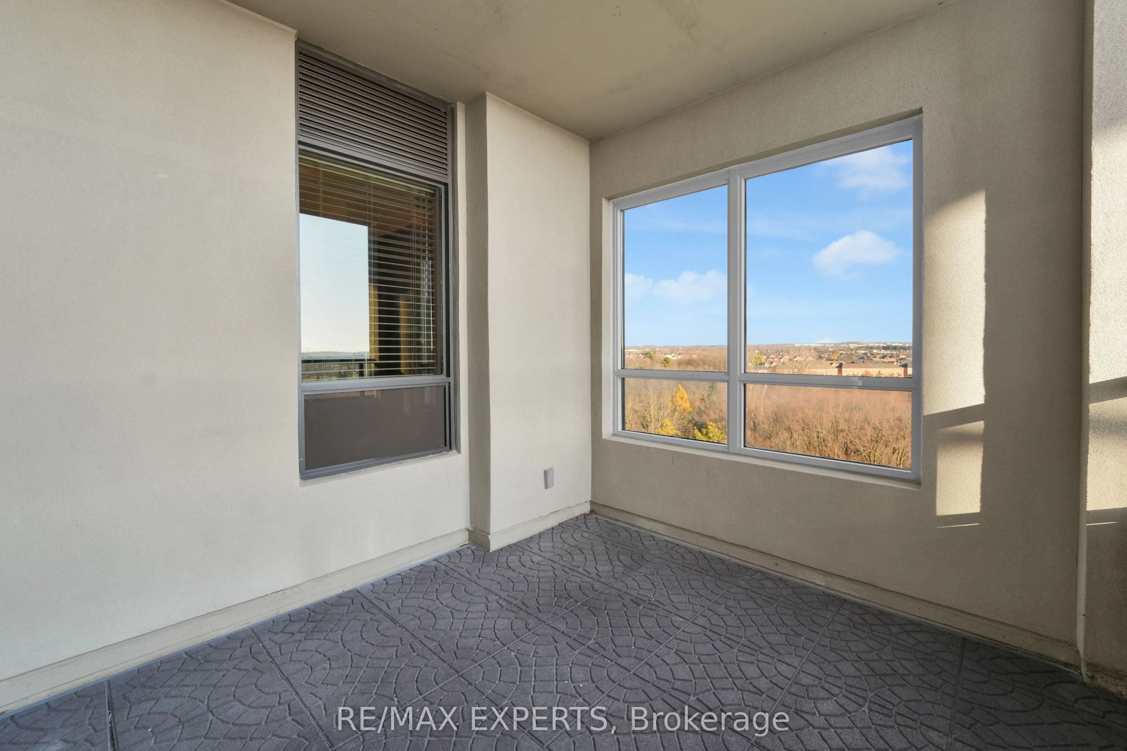 9255 Jane Street, #805
