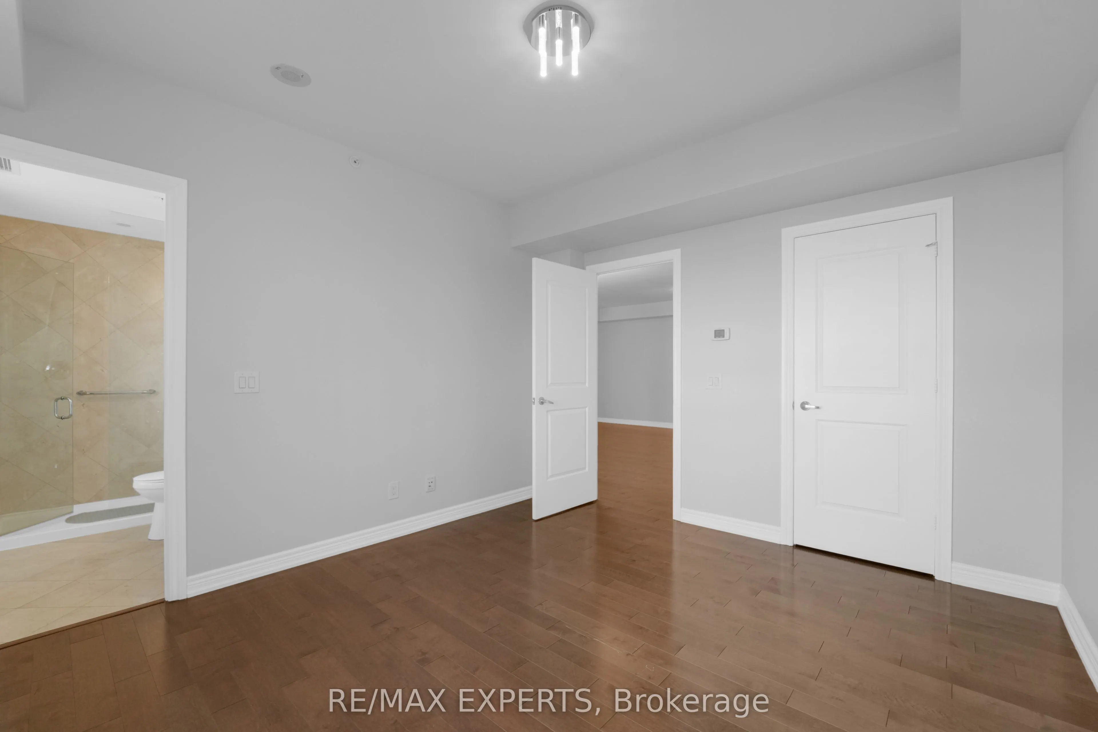 9255 Jane Street, #805