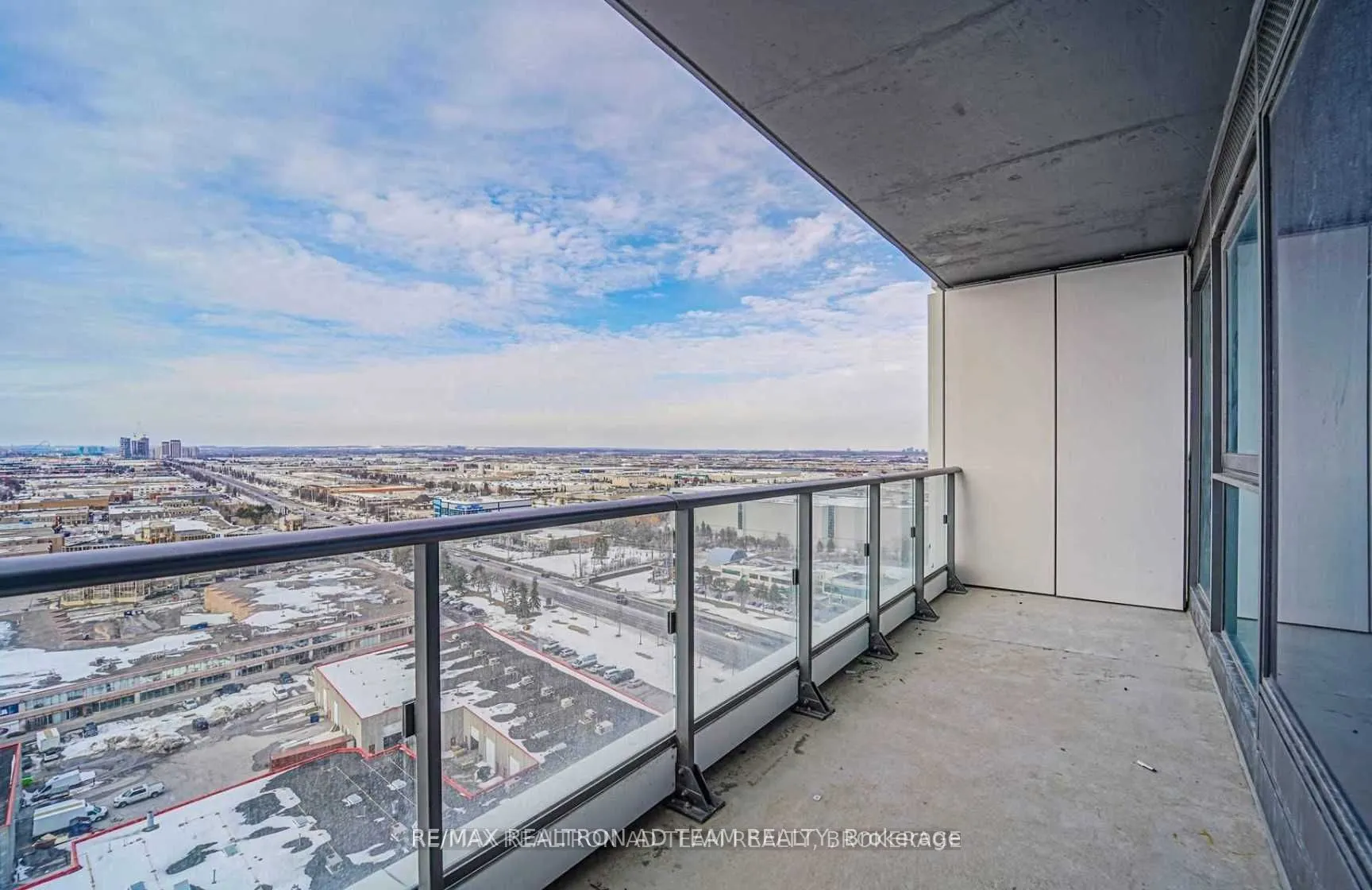 1000 Portage Parkway, #1901