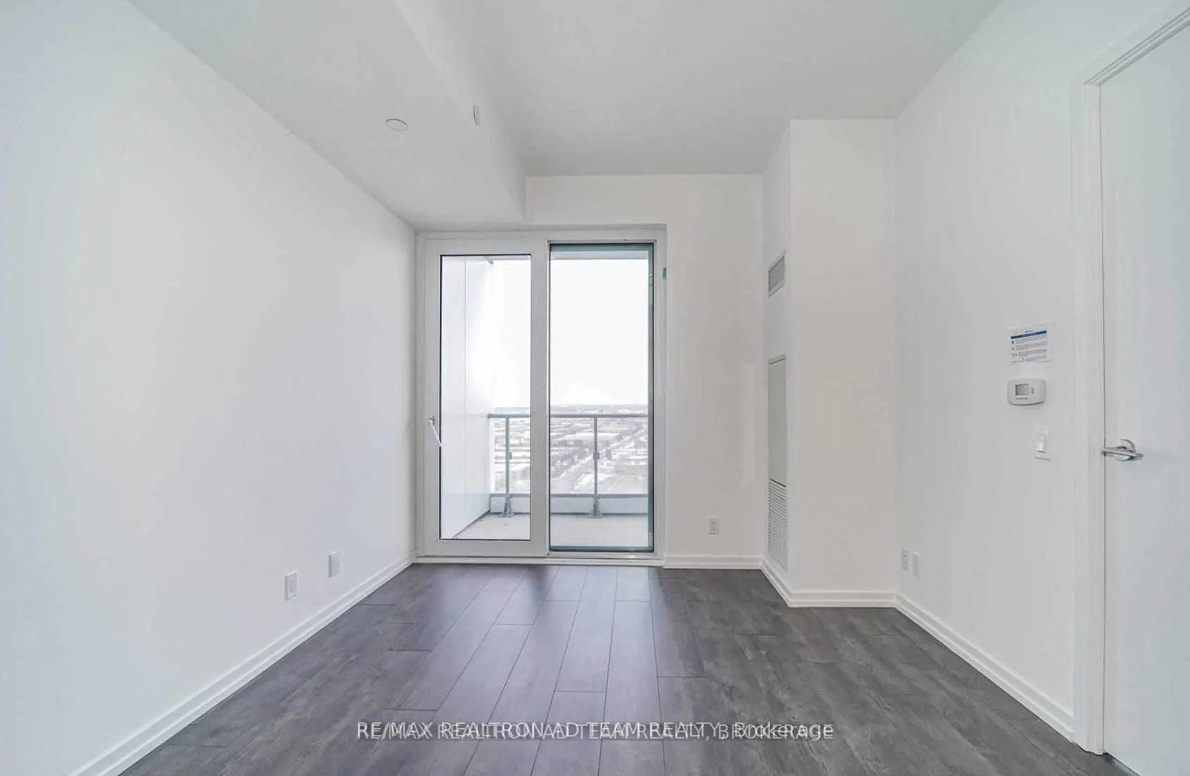 1000 Portage Parkway, #1901