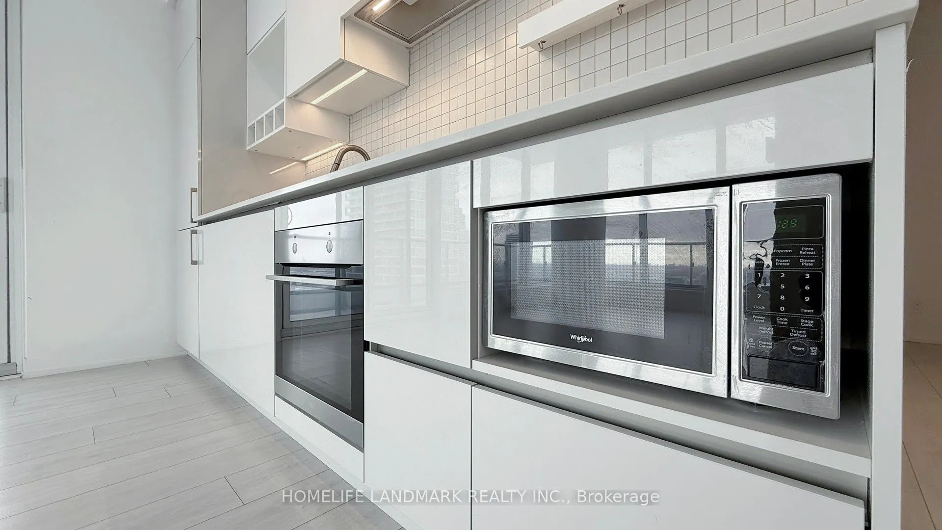 950 Portage Parkway, #3109