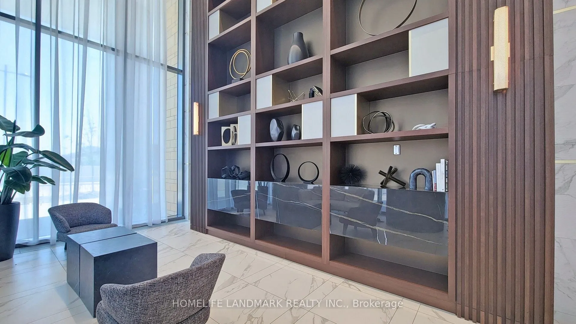 950 Portage Parkway, #3109