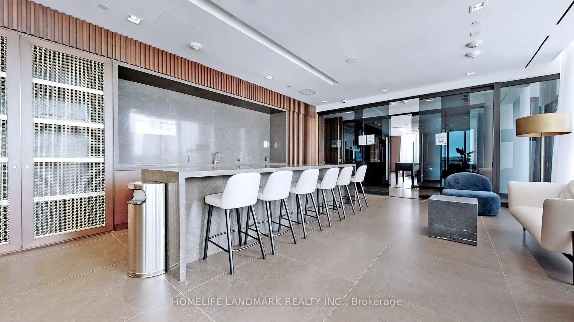 950 Portage Parkway, #3109