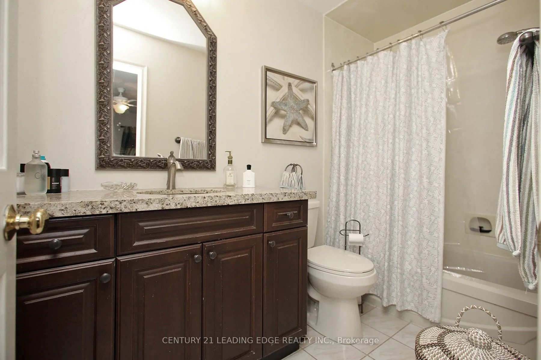 6 WRENWOOD Court