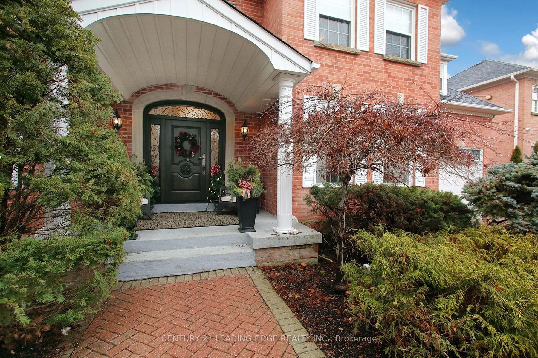 6 WRENWOOD Court