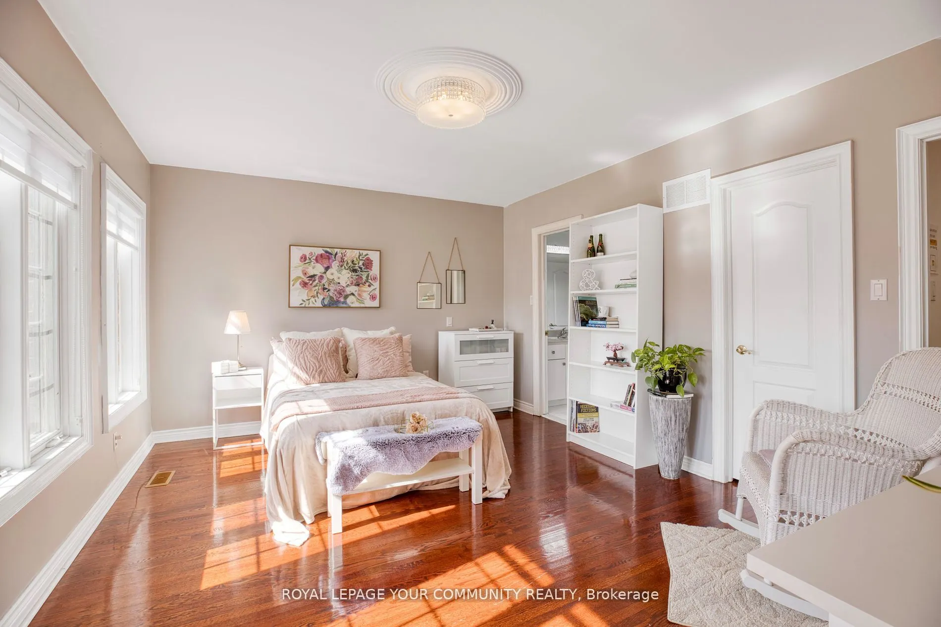 130 Grey Alder Avenue