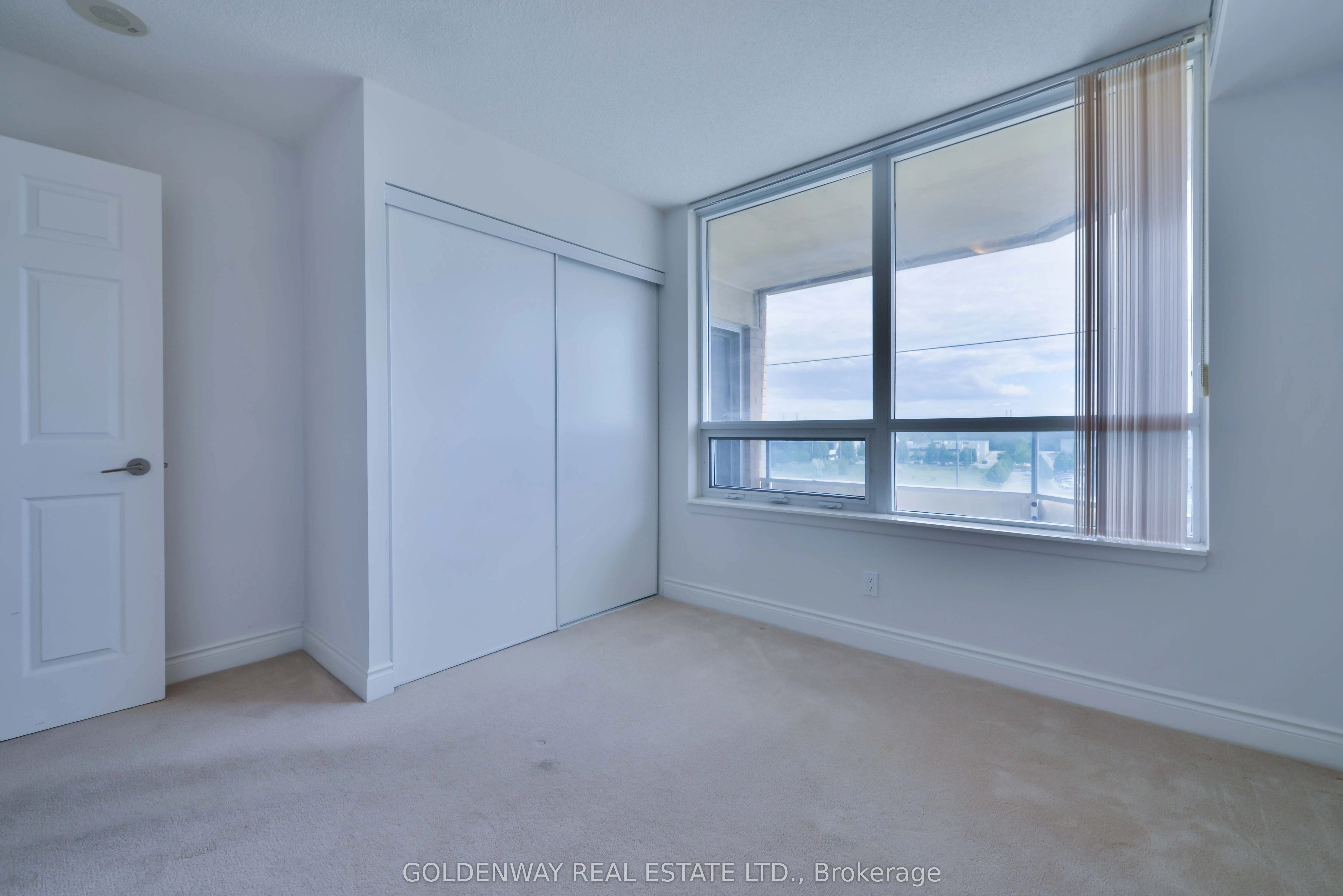 23 Cox Boulevard #572