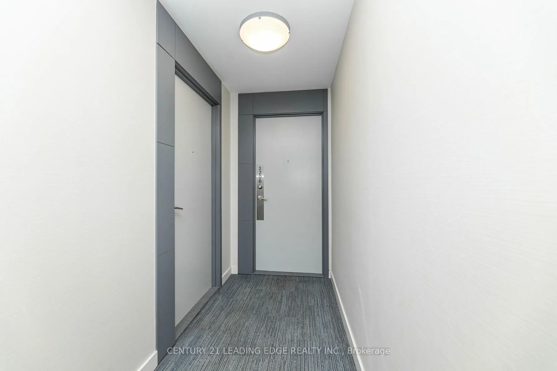 55 Oneida Crescent #1208