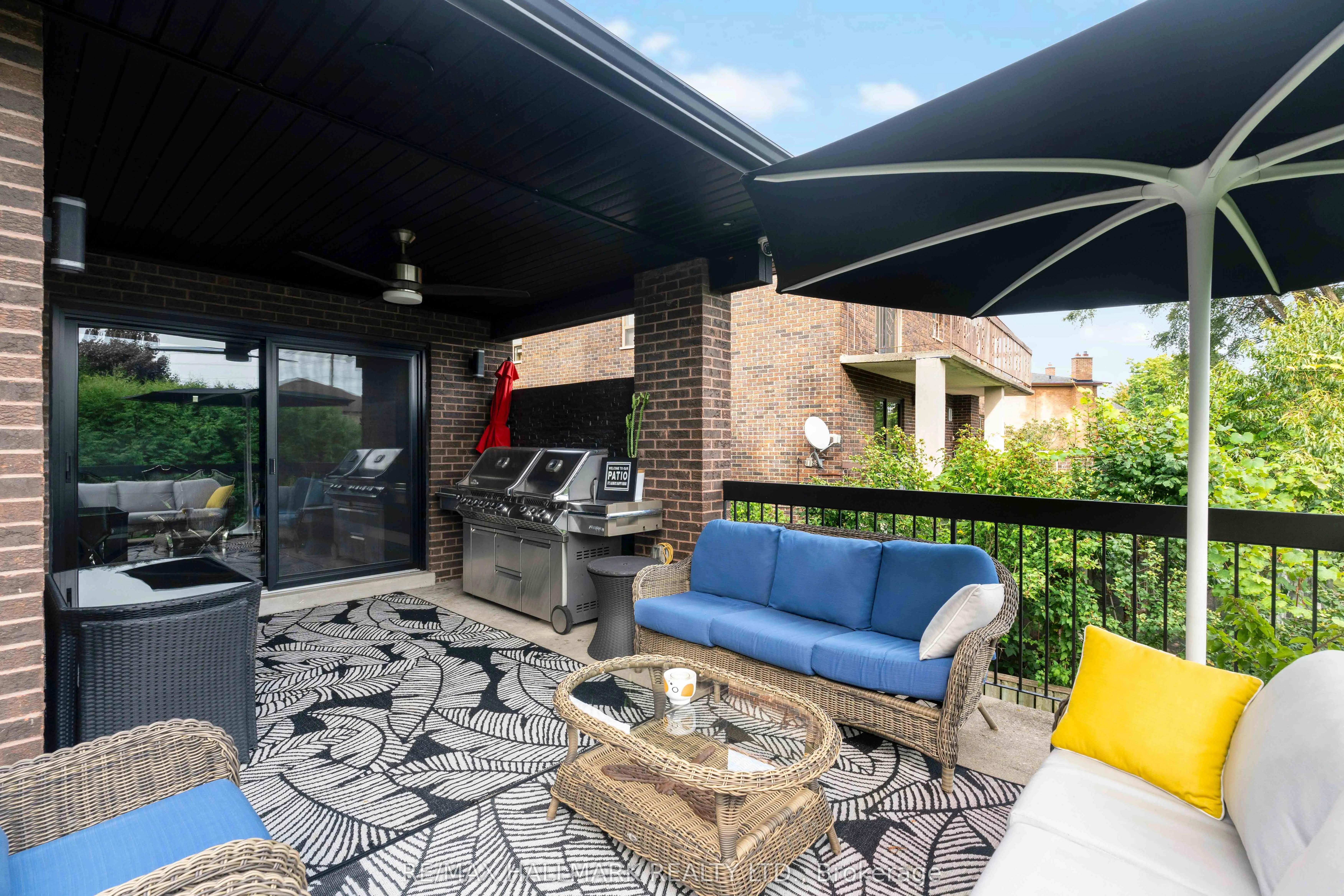 48 Forest Circle Court