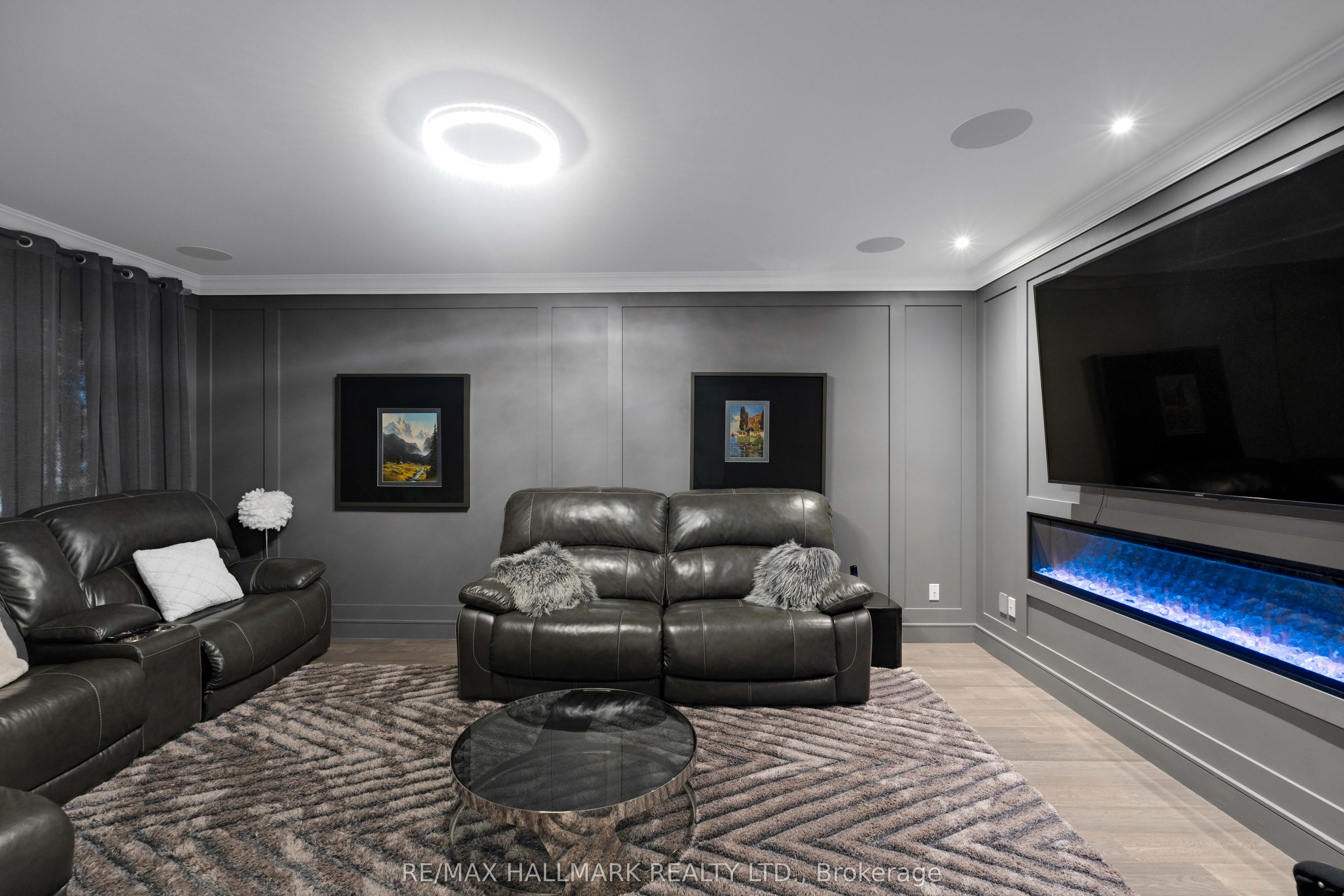 48 Forest Circle Court
