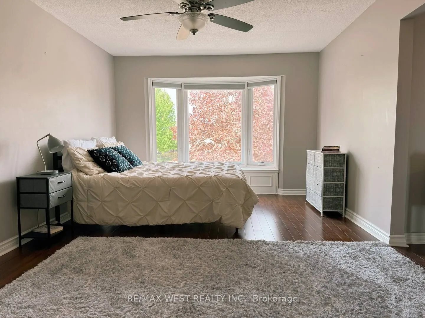 746 Leslie Valley Drive