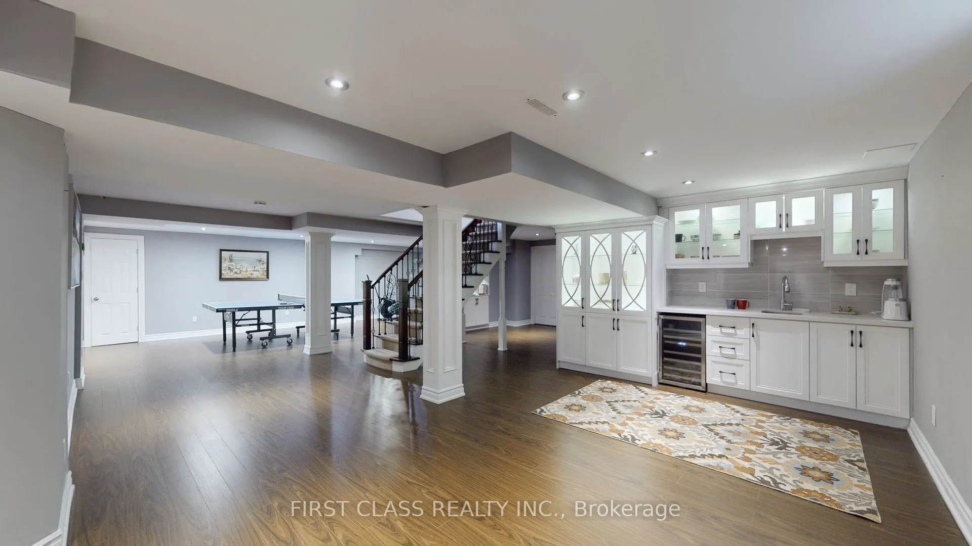 125 Longwater Chase