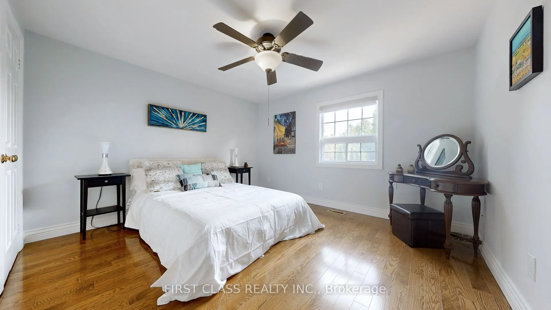 125 Longwater Chase