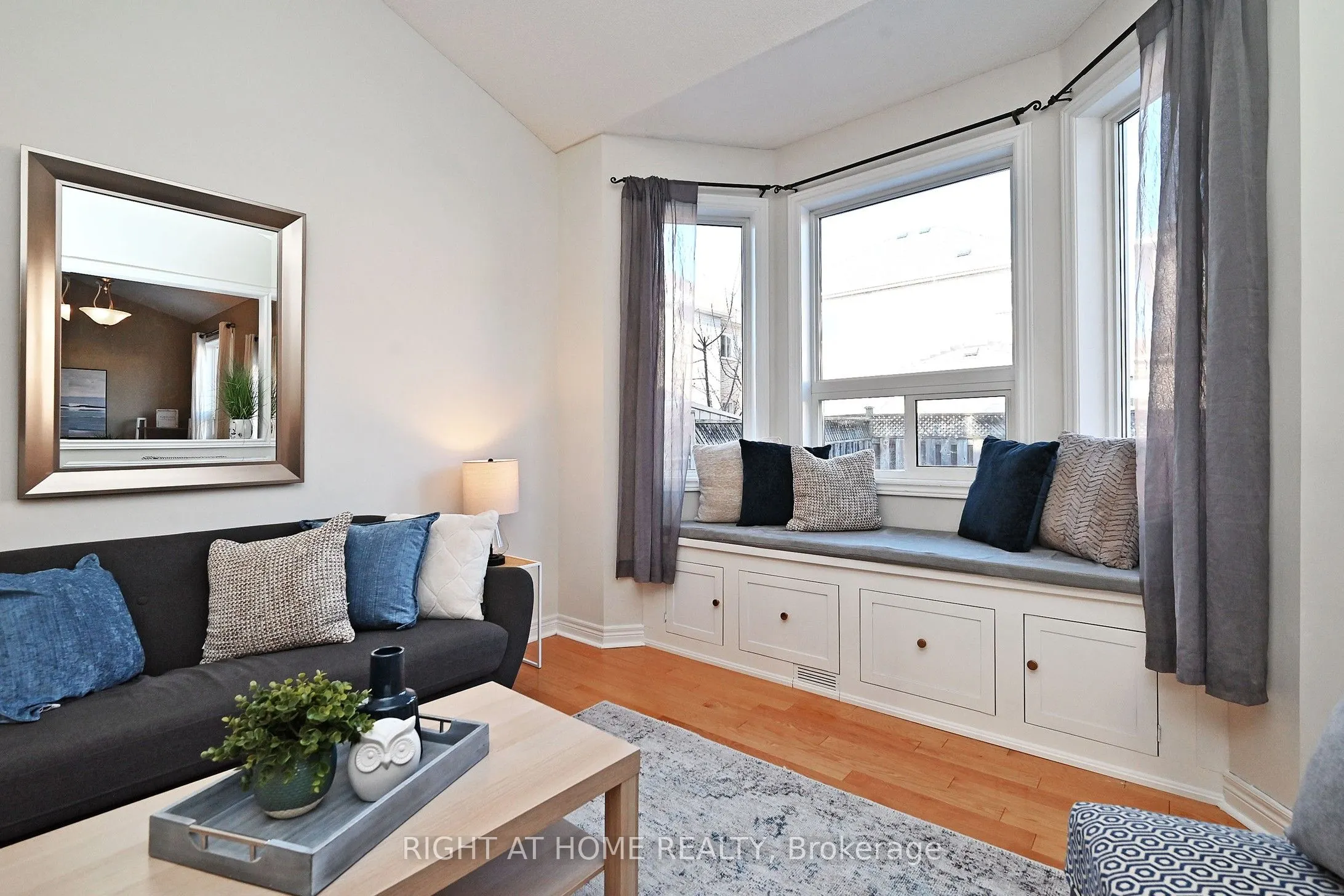58 Valemount Way