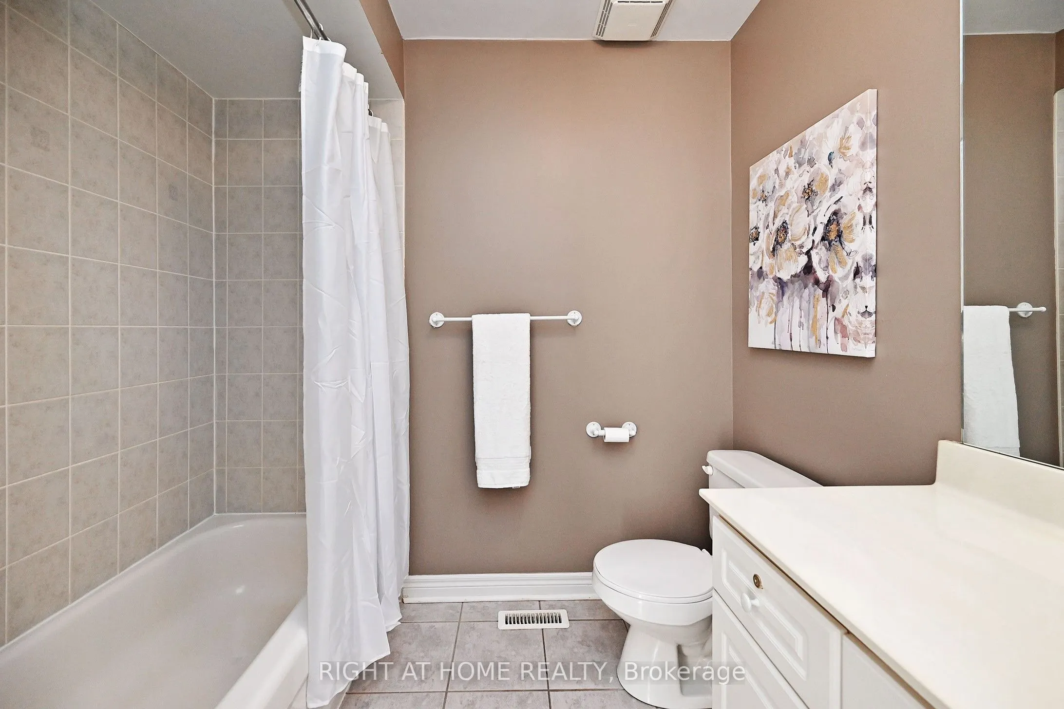 58 Valemount Way