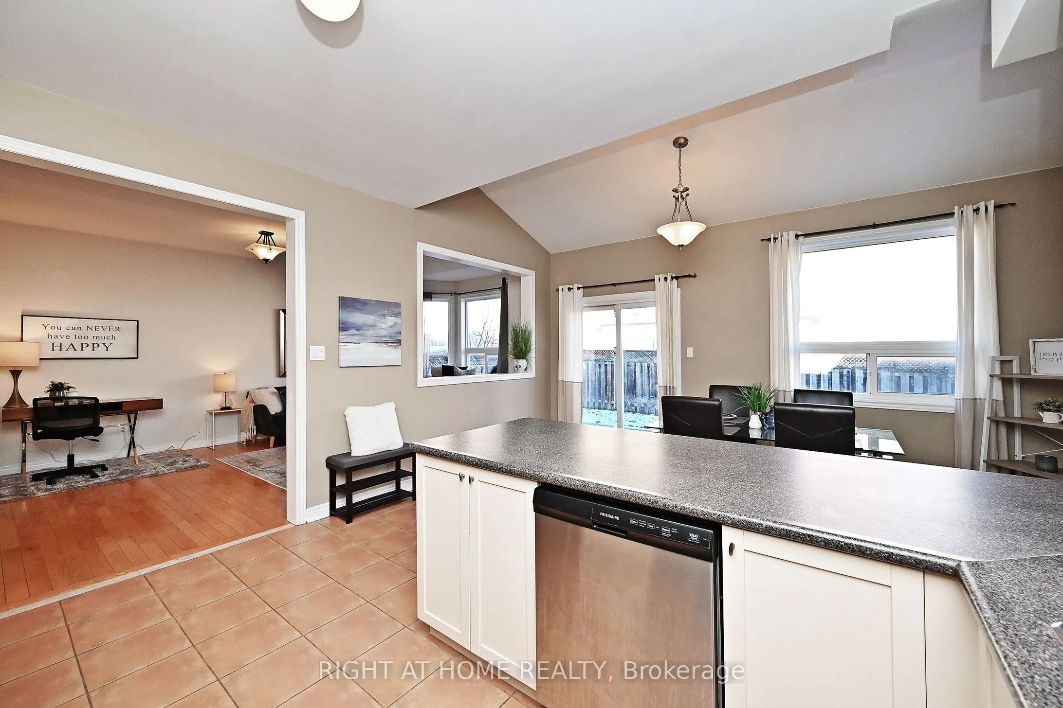 58 Valemount Way