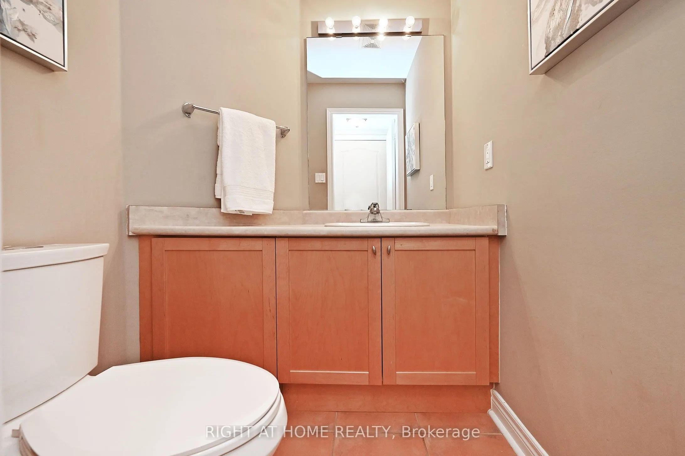 58 Valemount Way