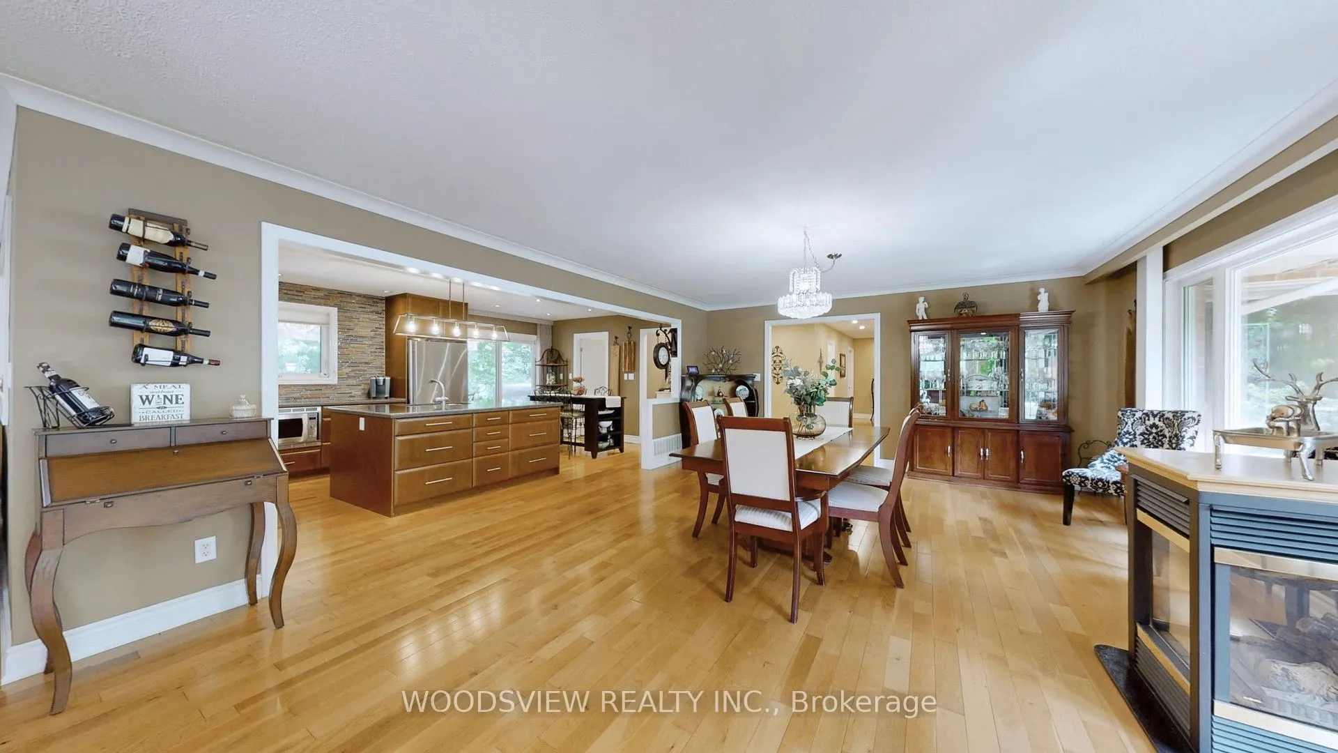250 Kingscross Drive