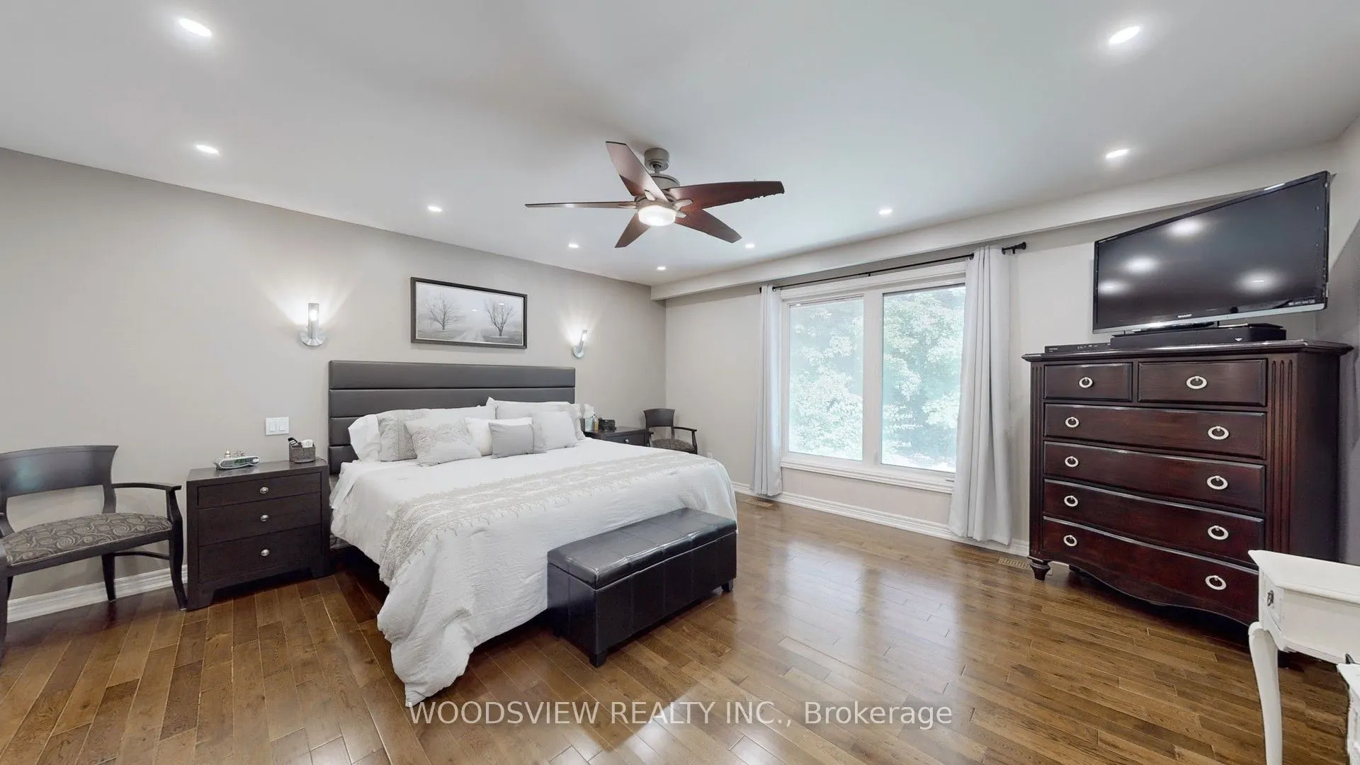 250 Kingscross Drive