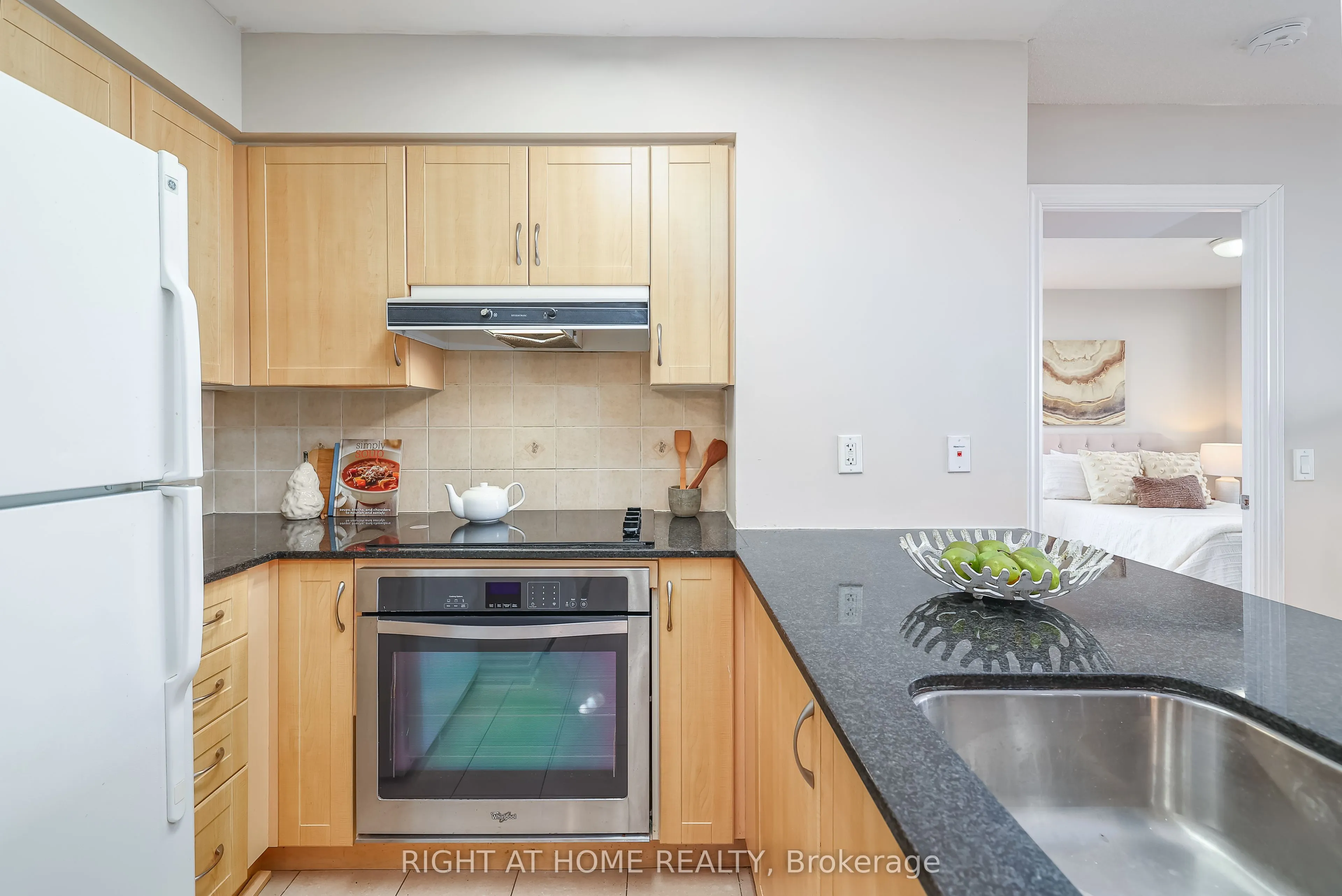 60 DISERA Drive, #1202