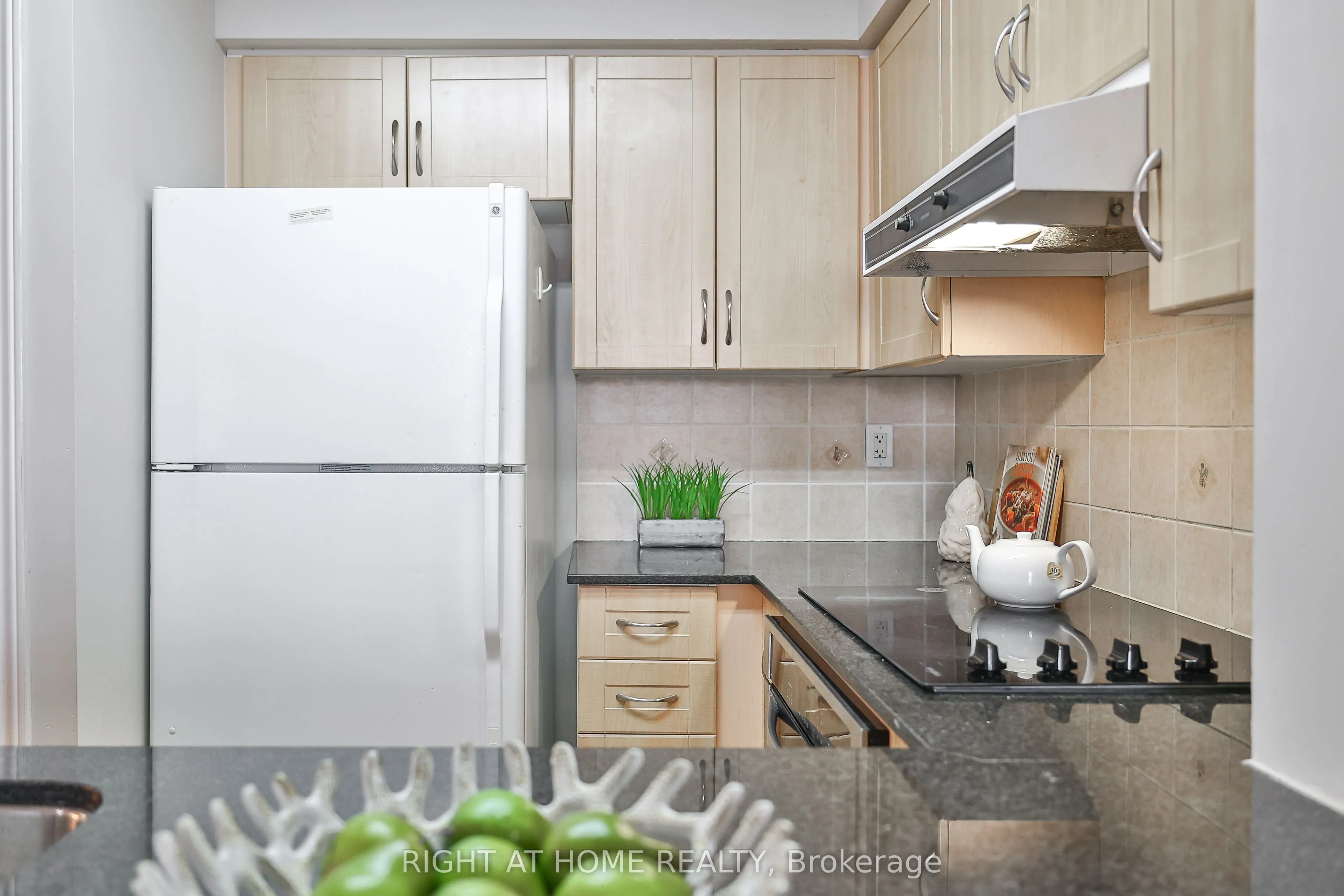 60 DISERA Drive, #1202