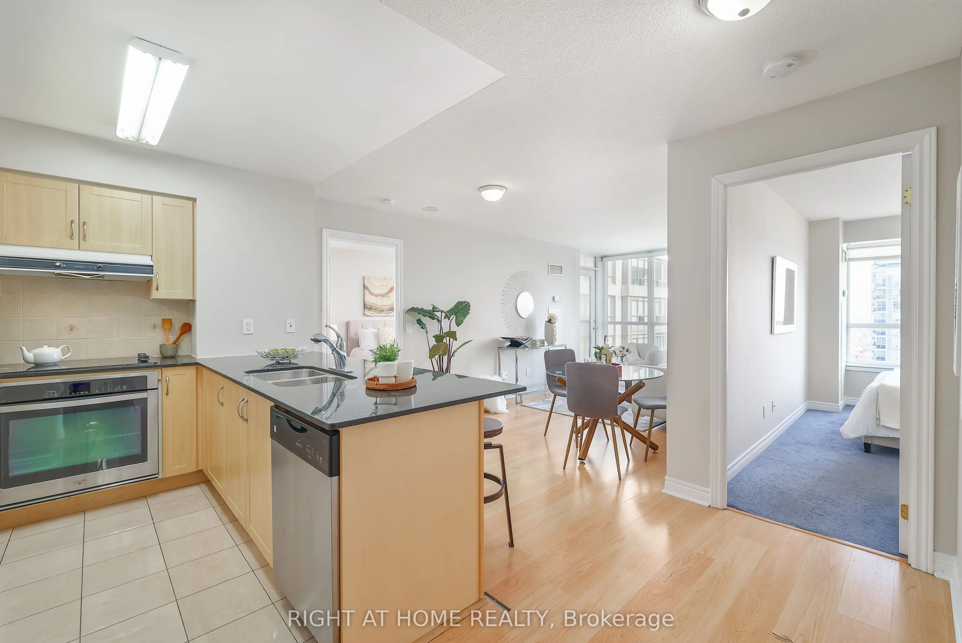 60 DISERA Drive, #1202