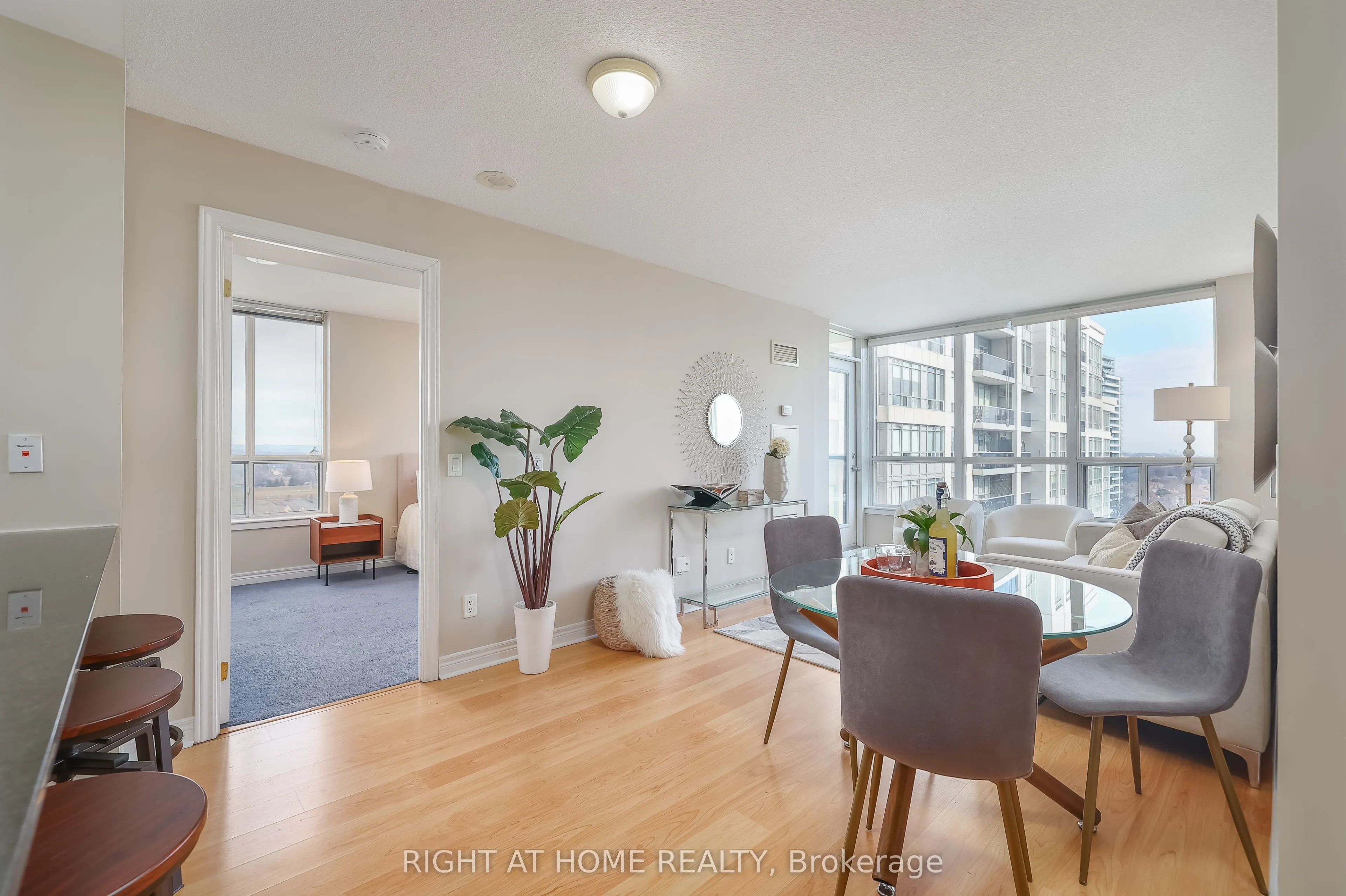 60 DISERA Drive, #1202