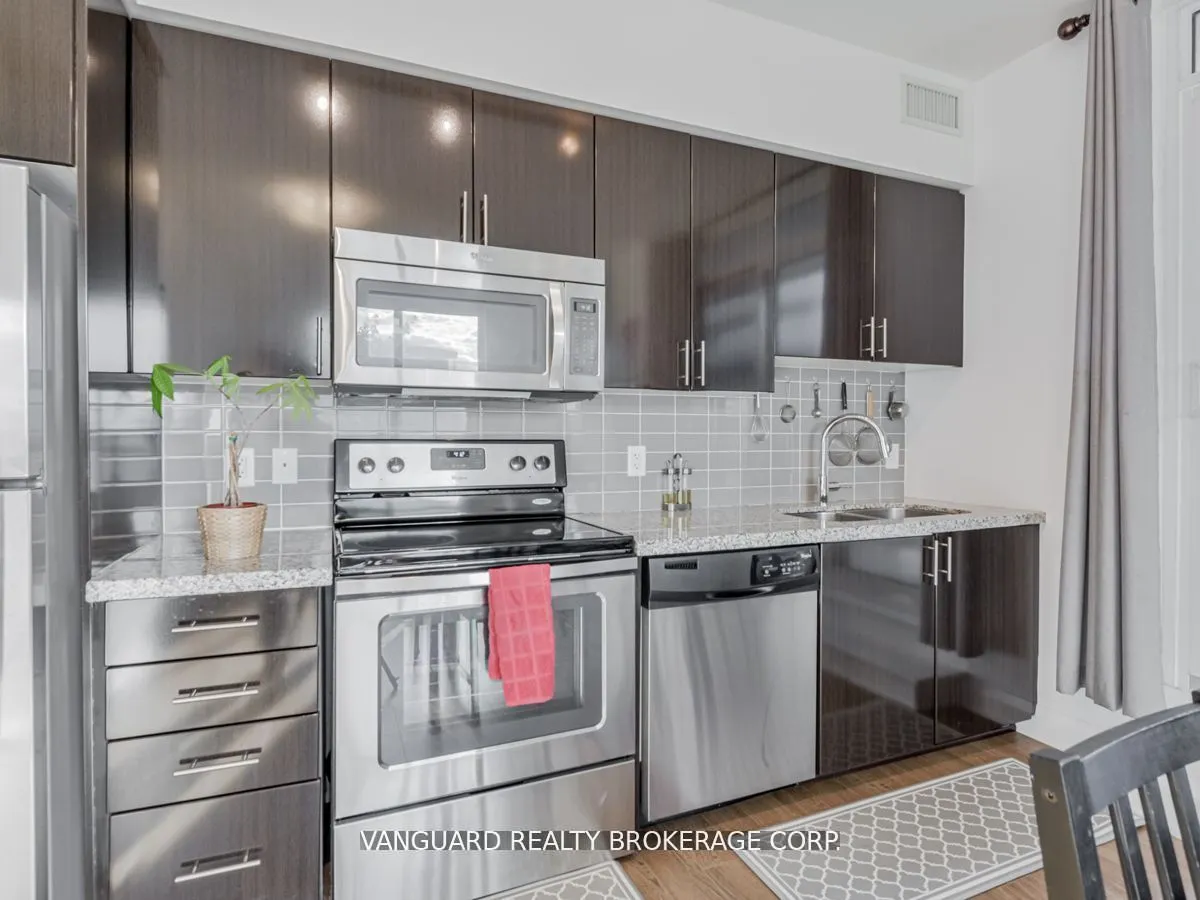 75 North Park Road, #208