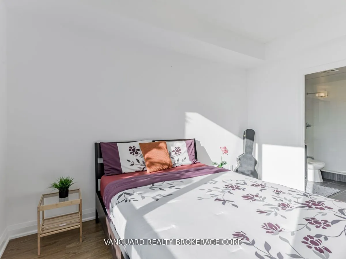 75 North Park Road, #208
