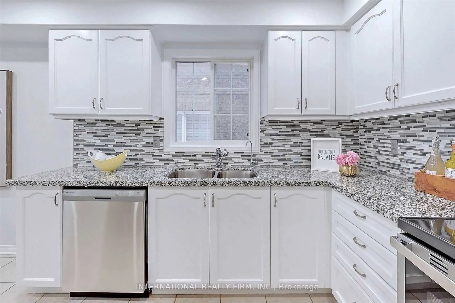 383 Flagstone Way