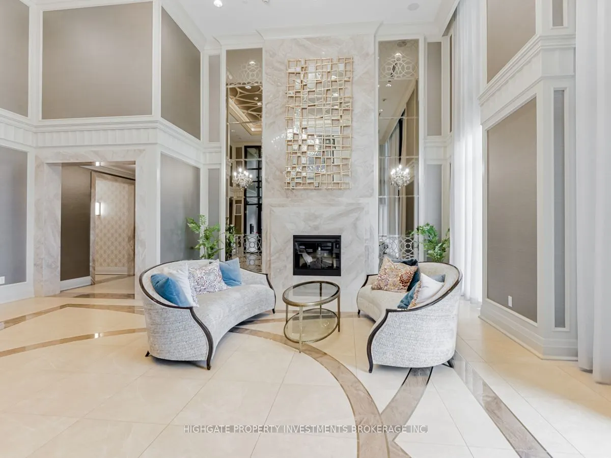 9085 Jane Street, #501