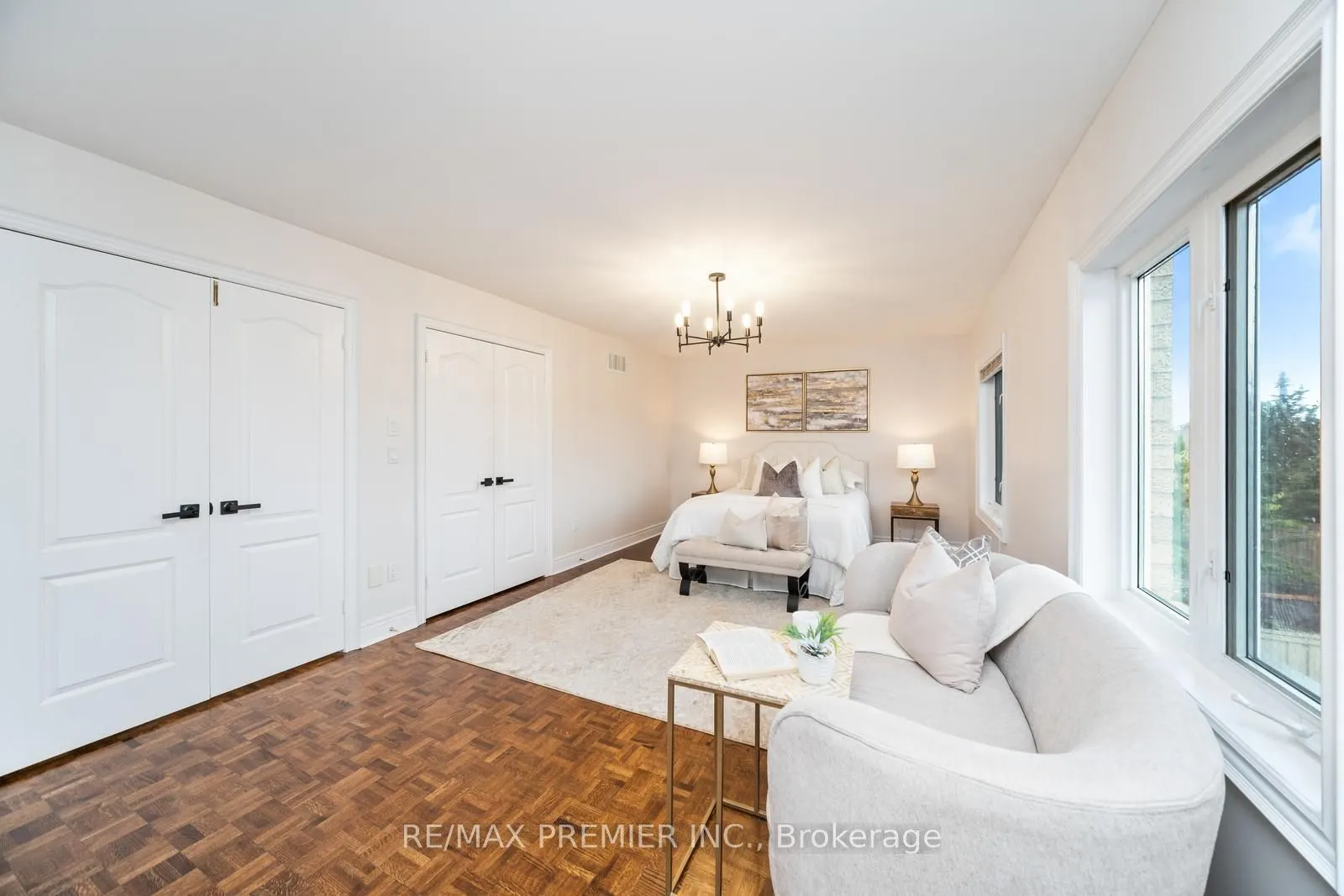 28 Babak Boulevard