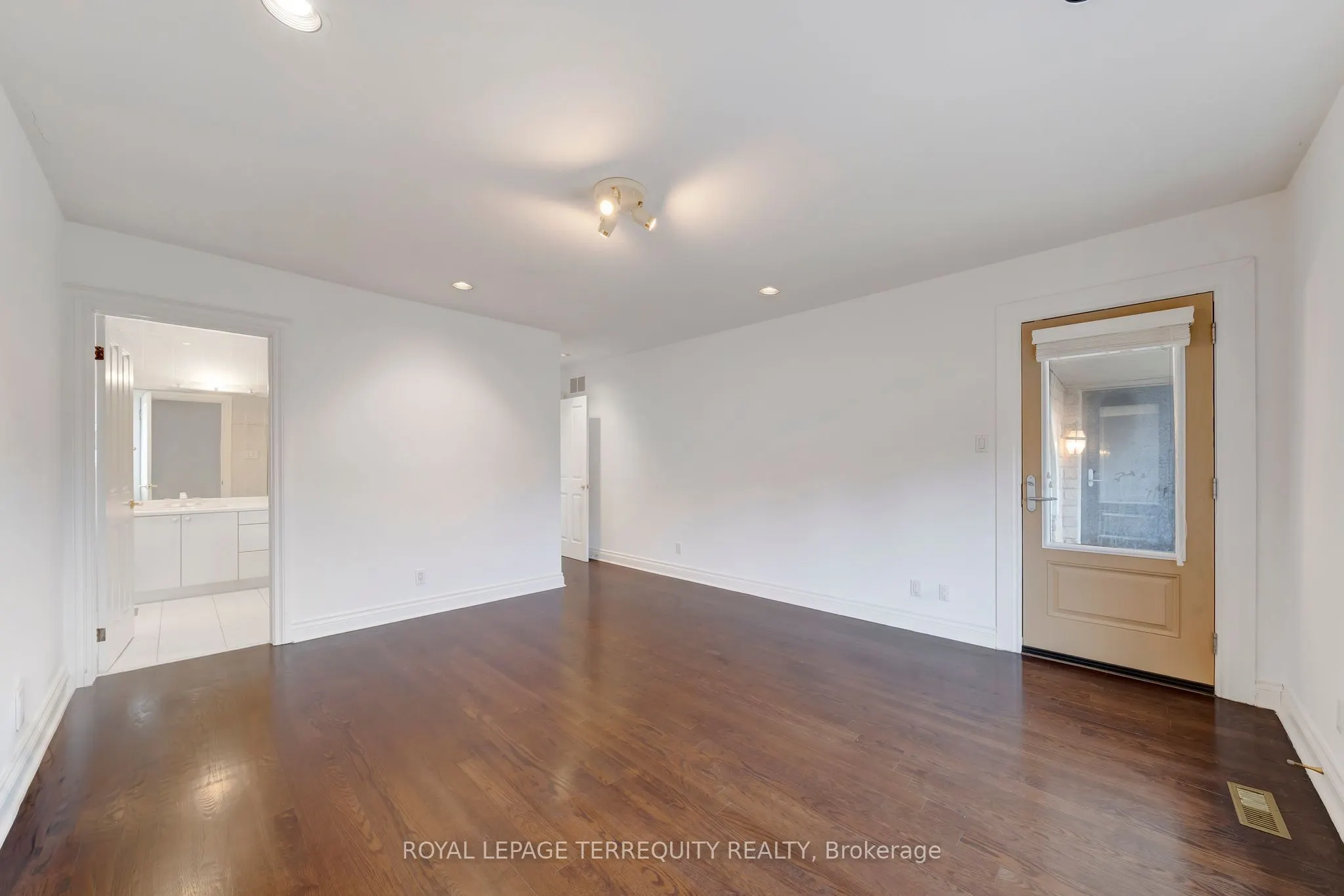 166 Arnold Avenue