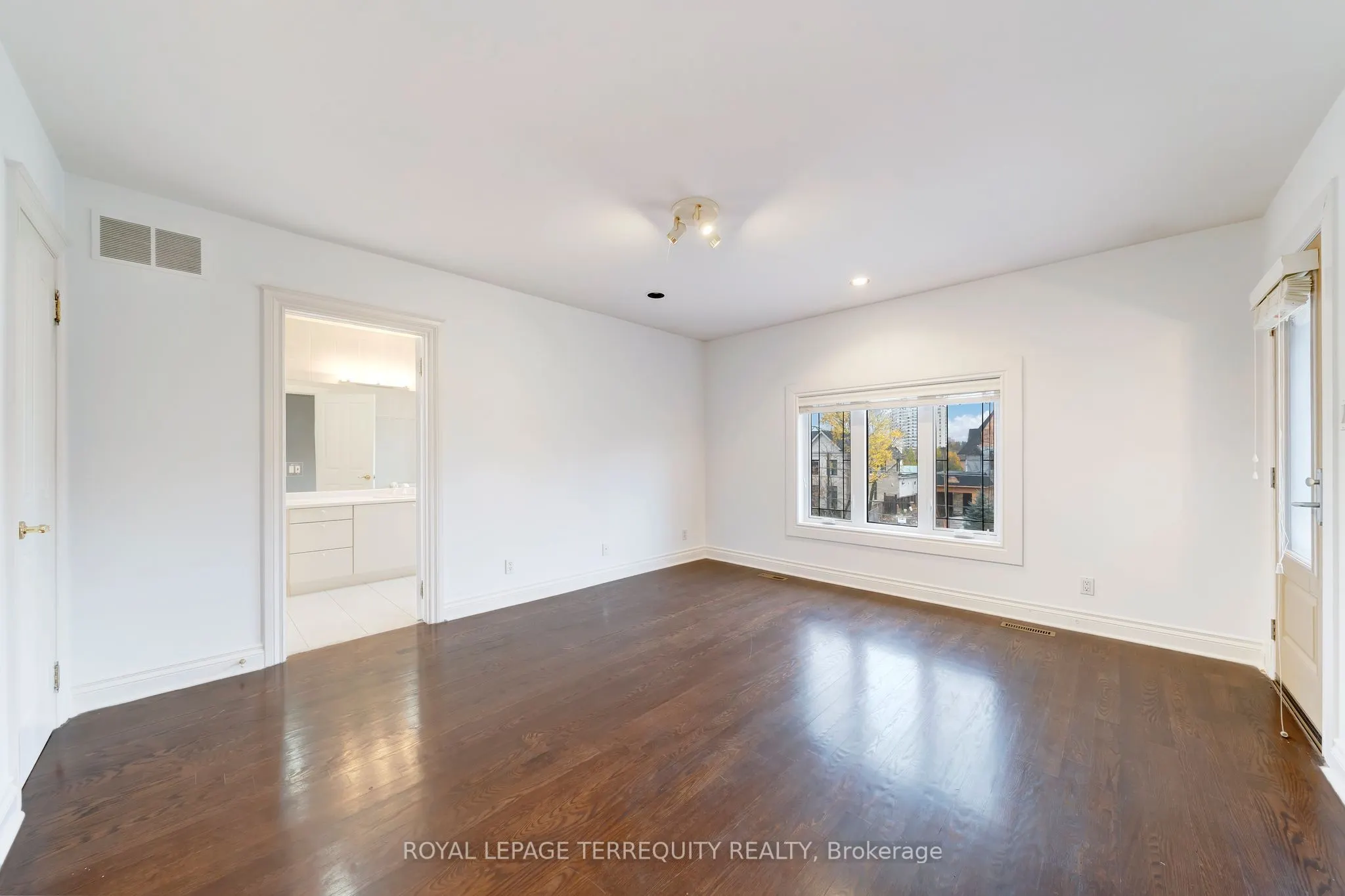 166 Arnold Avenue