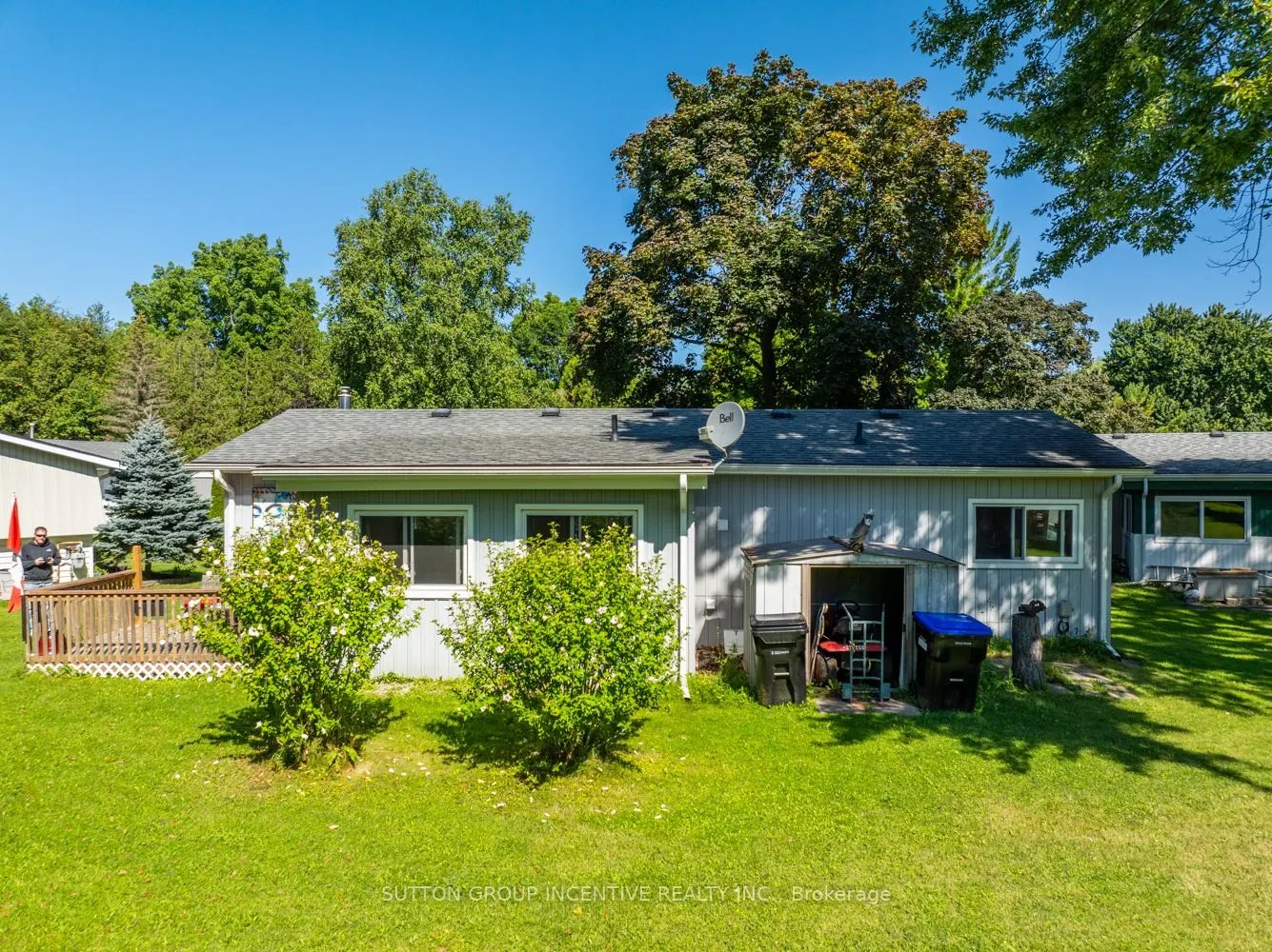 15 MAPLE Court