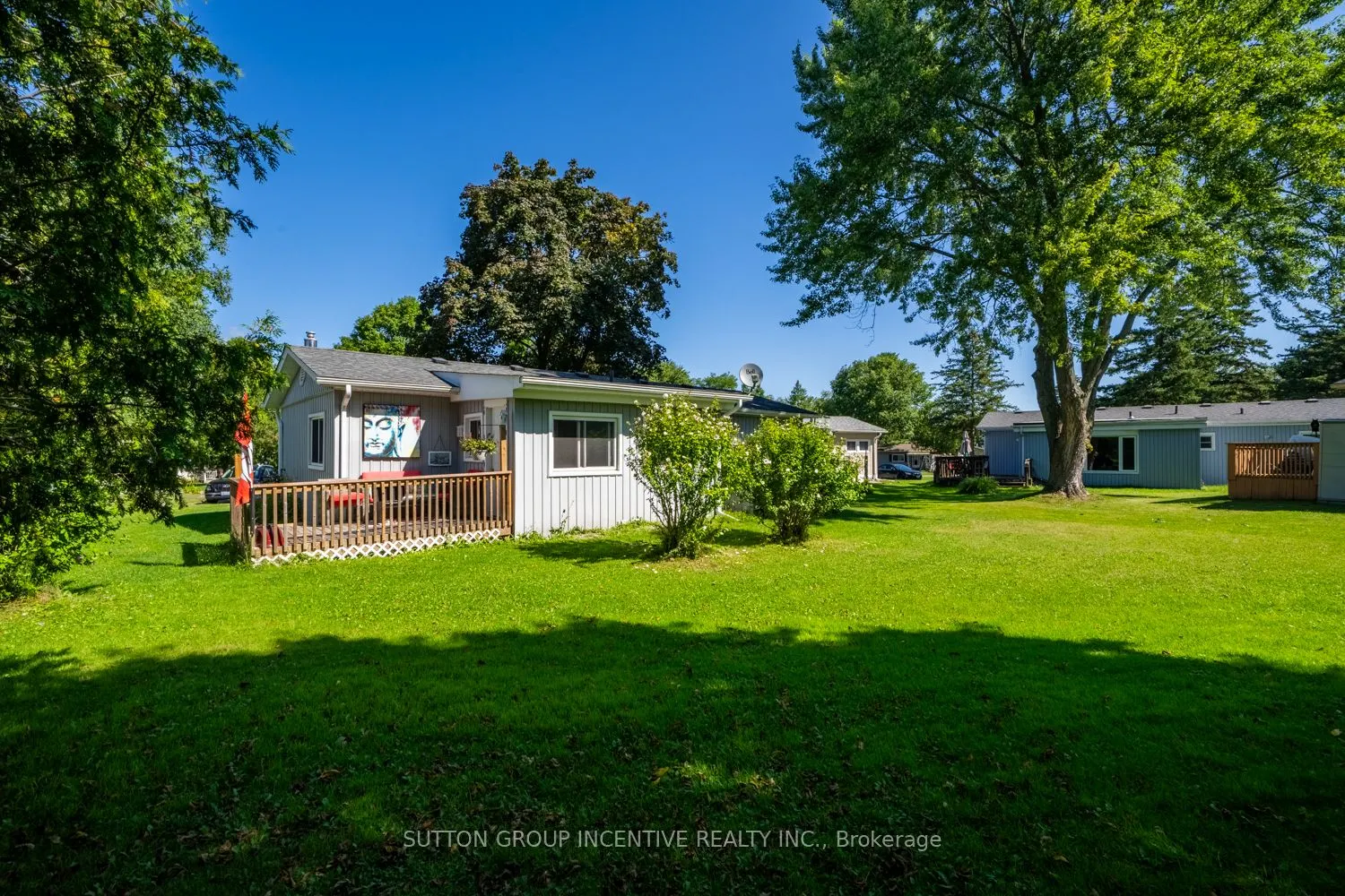 15 MAPLE Court