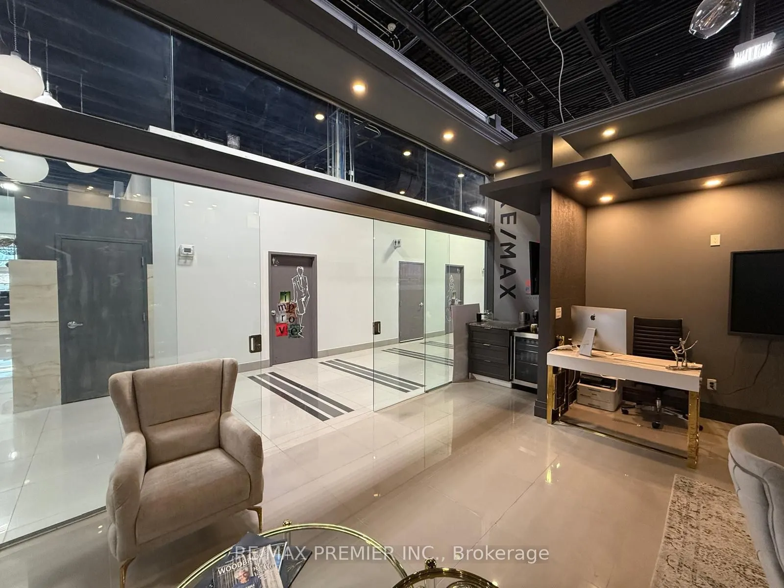 7250 Keele Street, #44