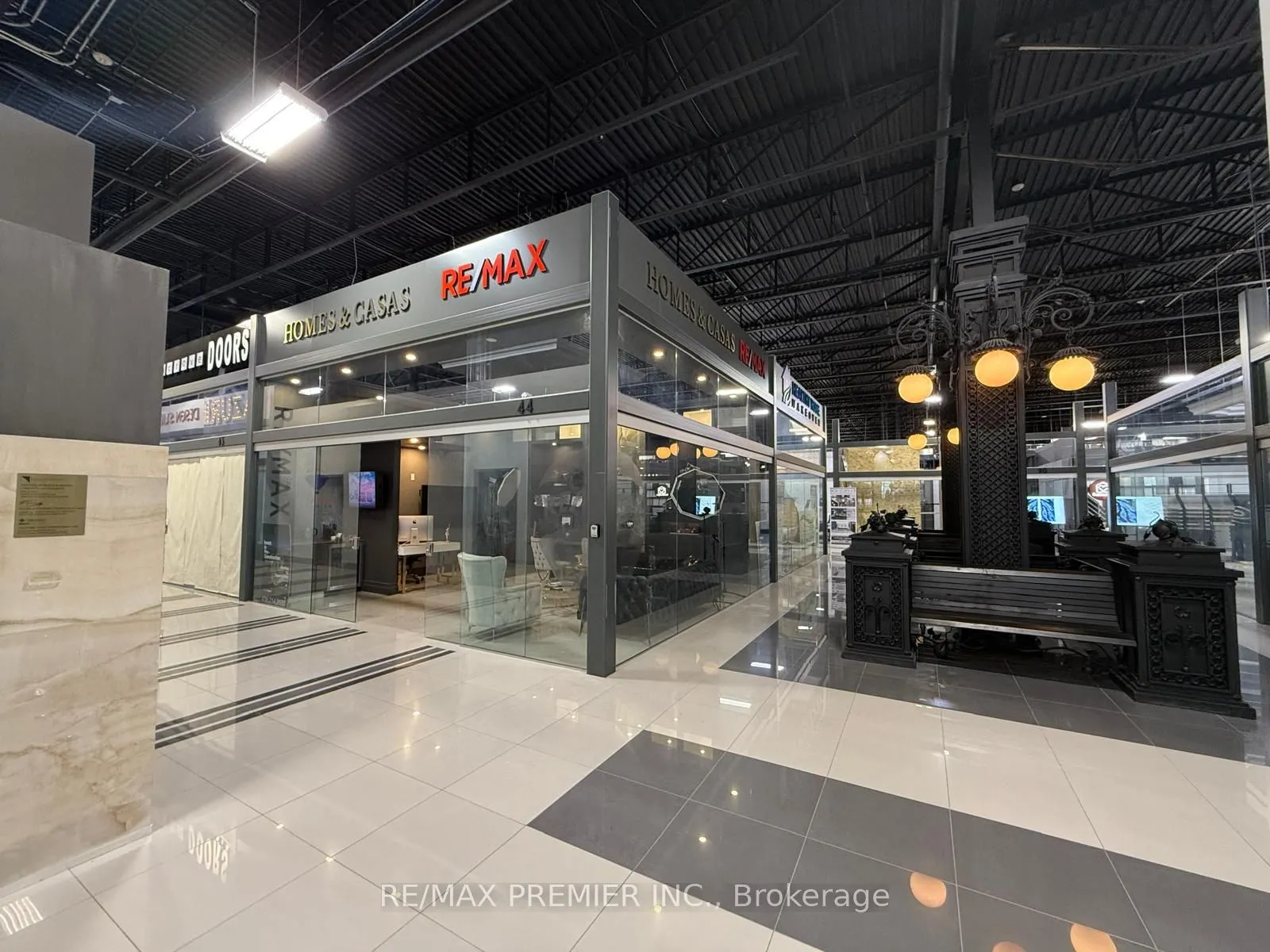 7250 Keele Street, #44