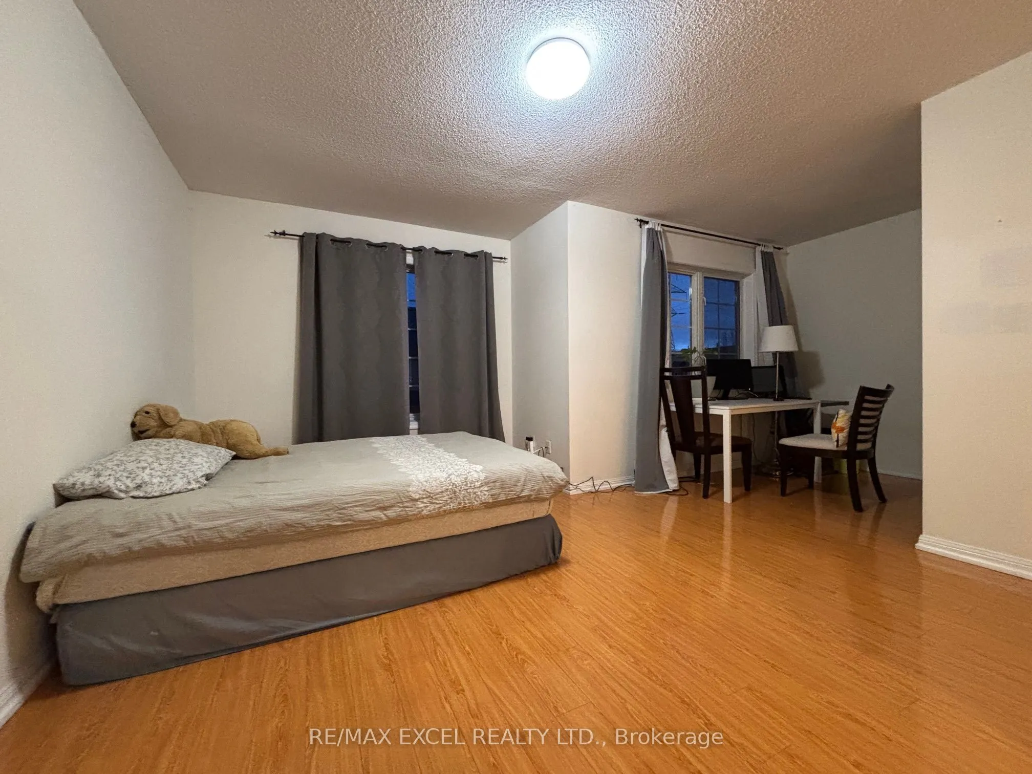 5 St Moritz Way, #18