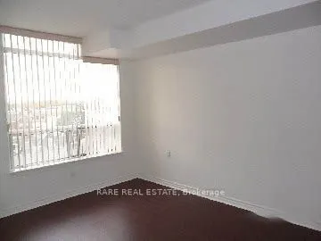 9015 Leslie Street, #807