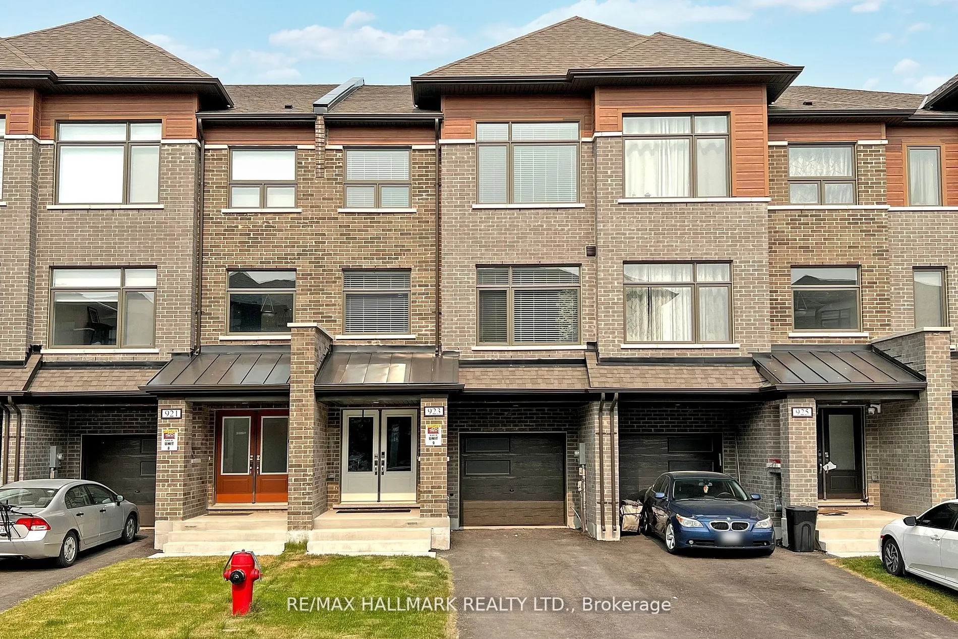923 Isaac Phillips Way