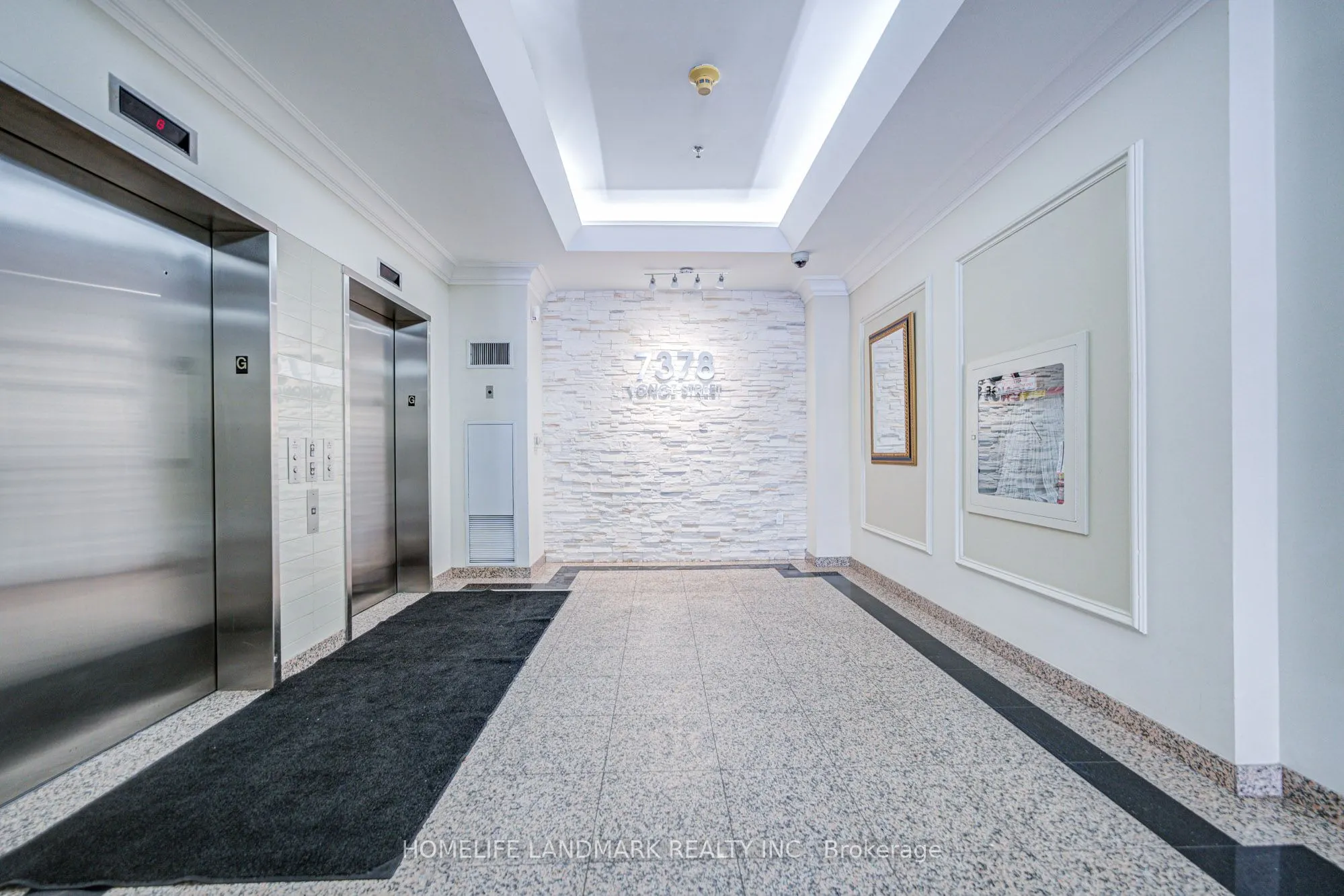 7378 Yonge Street E, #303