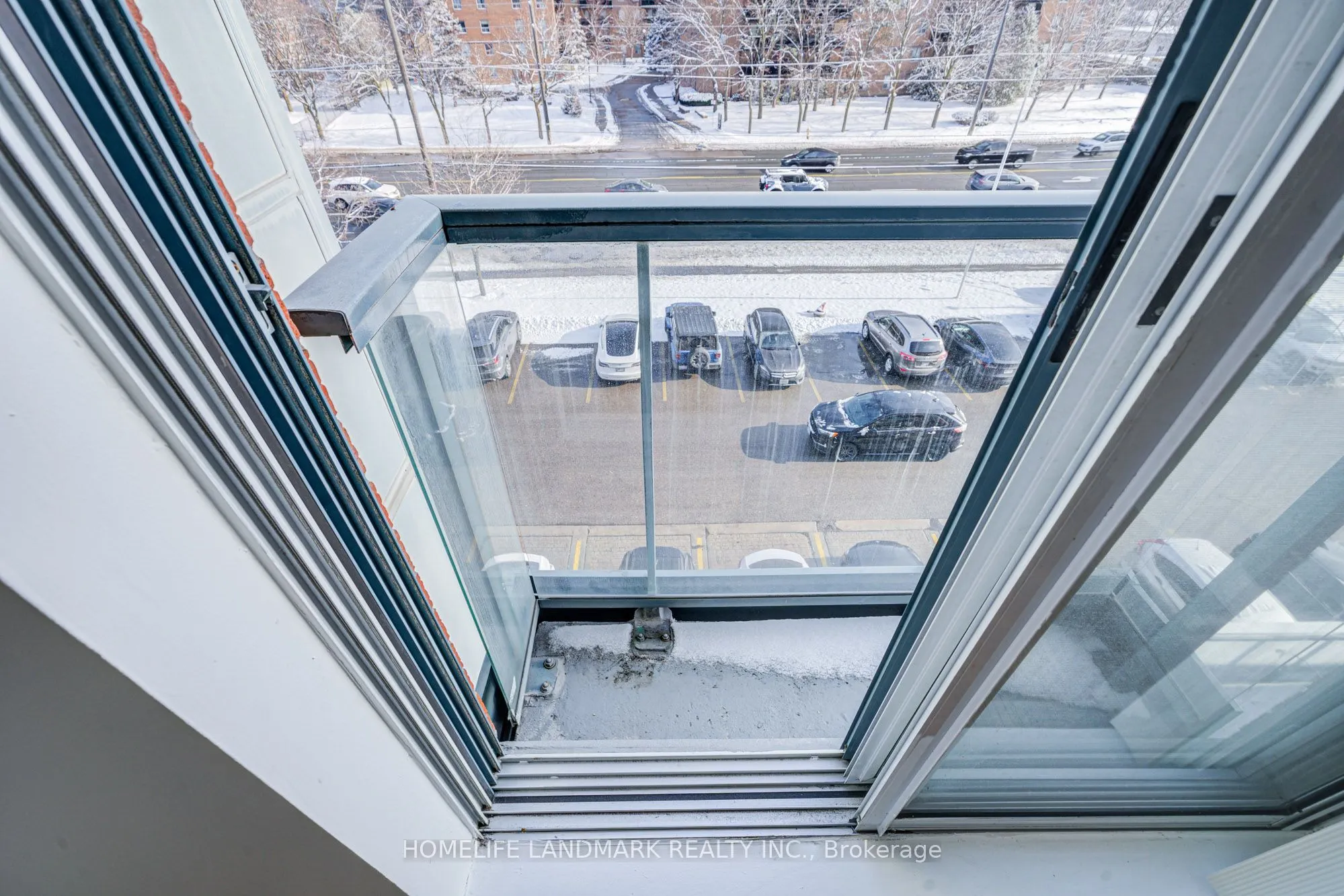 7378 Yonge Street E, #303