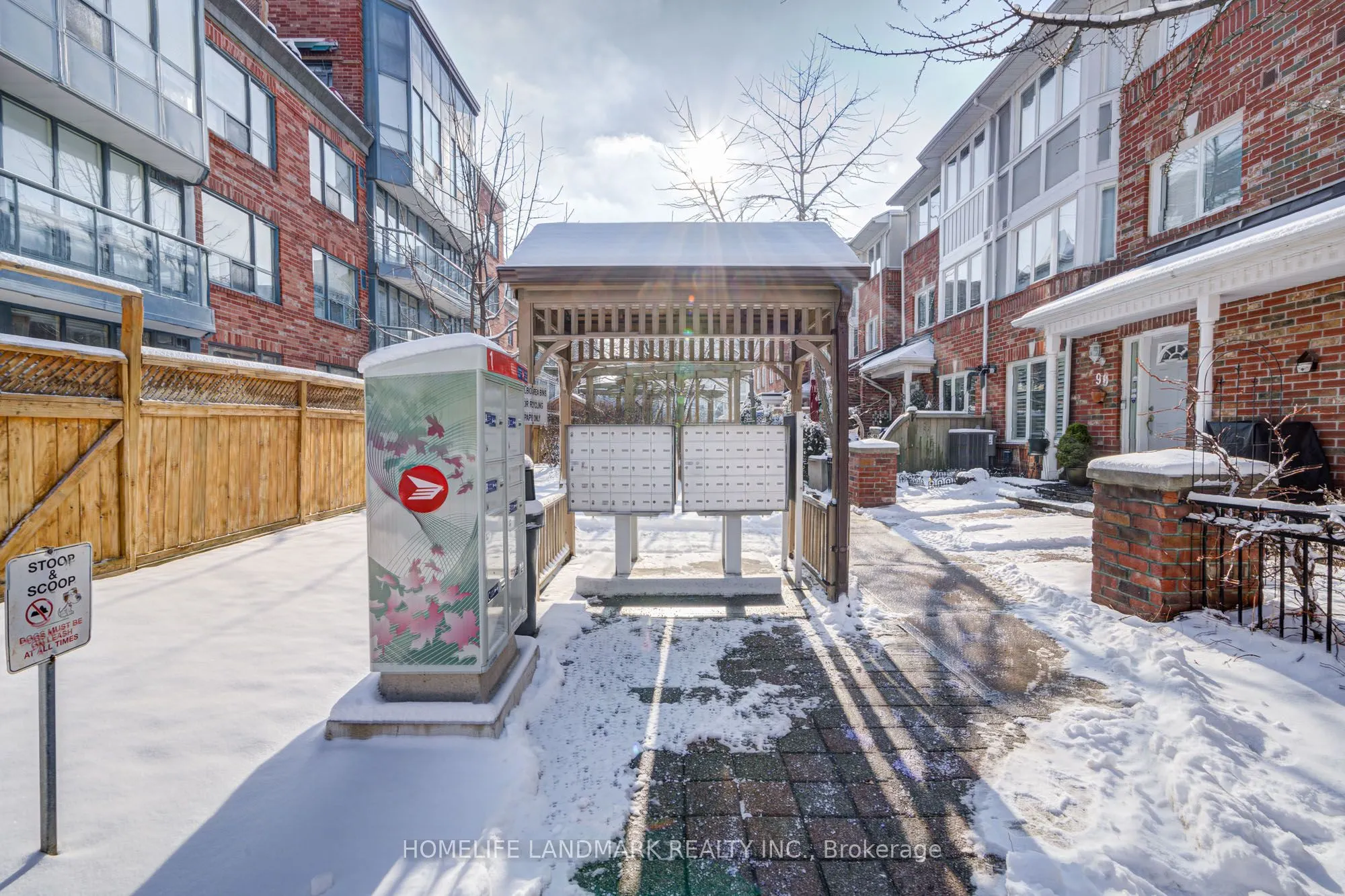7378 Yonge Street E, #303