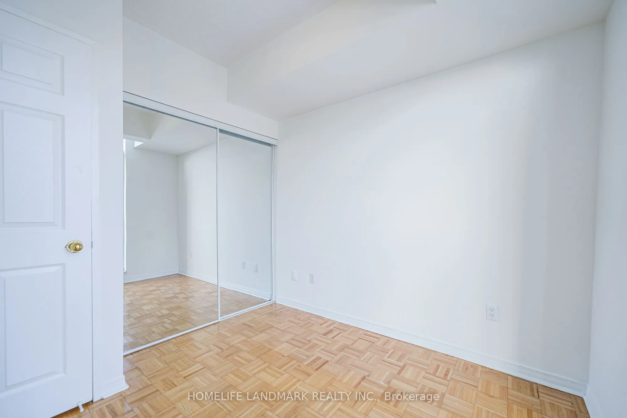 7378 Yonge Street E, #303