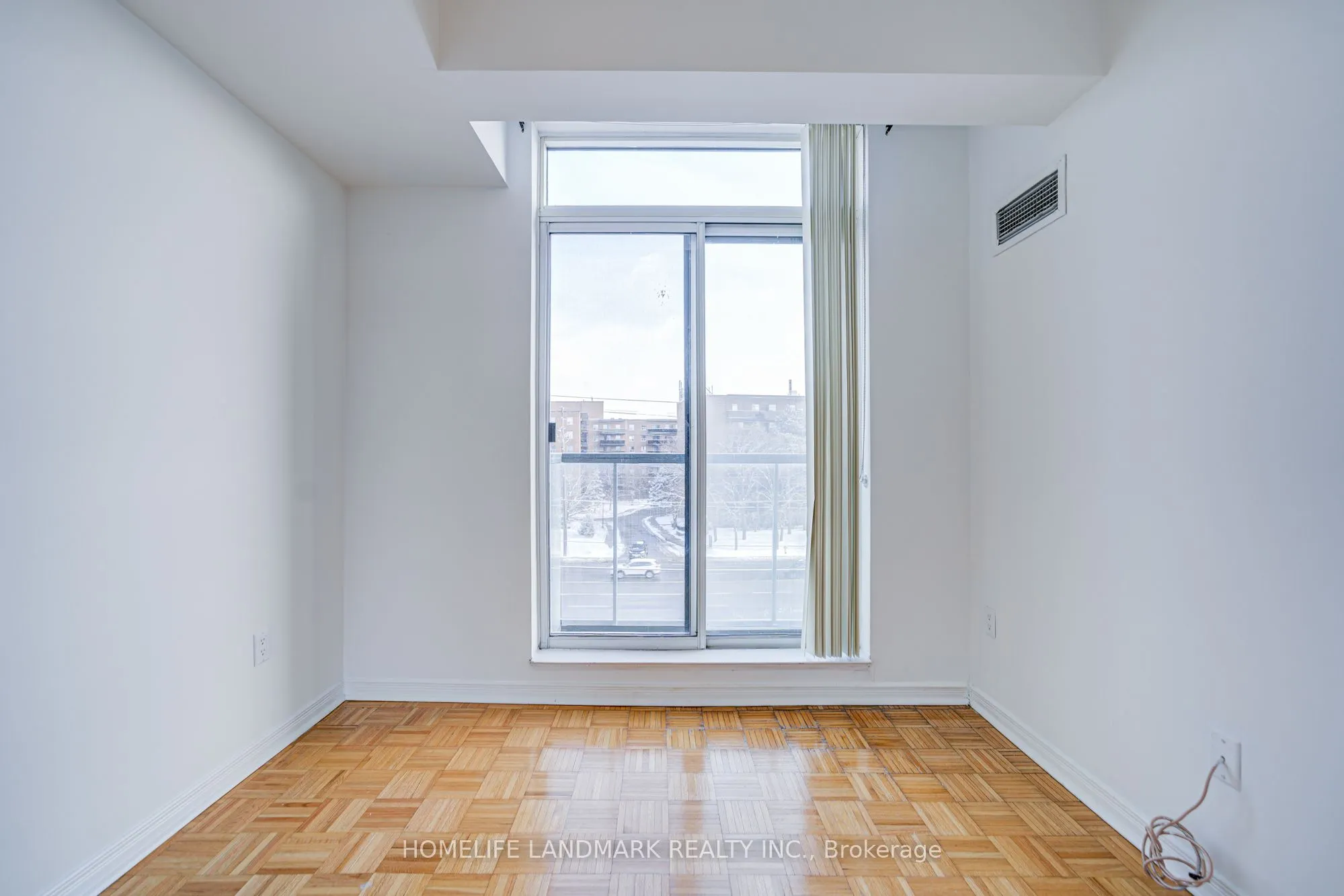 7378 Yonge Street E, #303